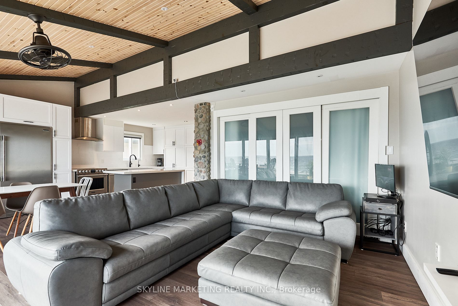 Listing E7013072 - Large Photo # 14