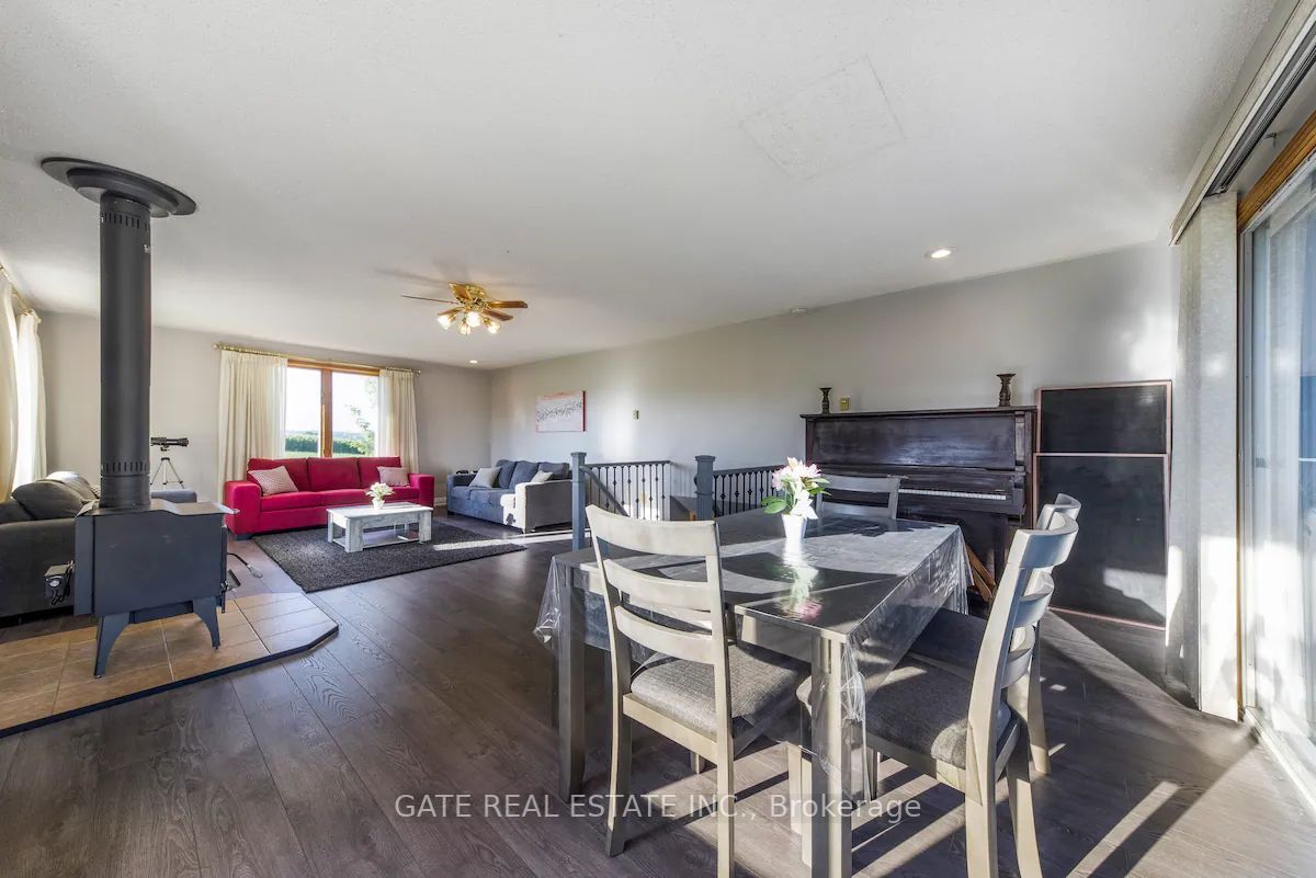 4456 Concession Road 6, #Main