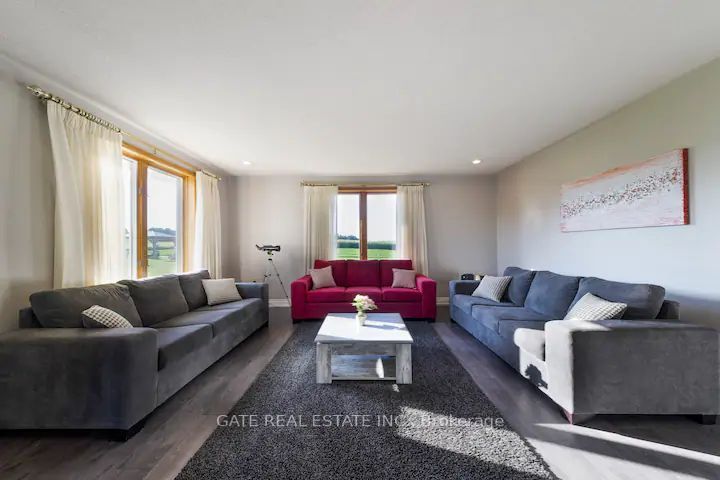 4456 Concession Road 6, #Main