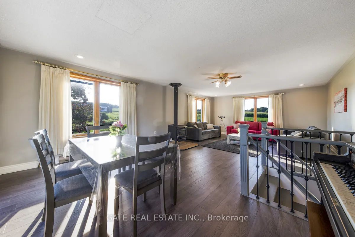 4456 Concession Road 6, #Main