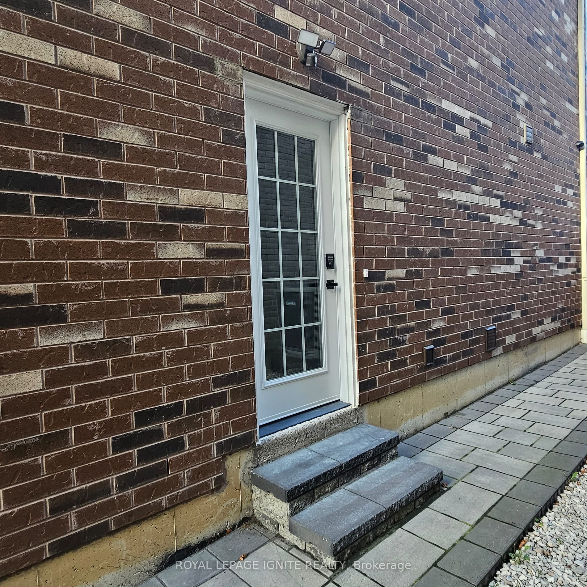 25 Ainsbury Avenue, #BSMT