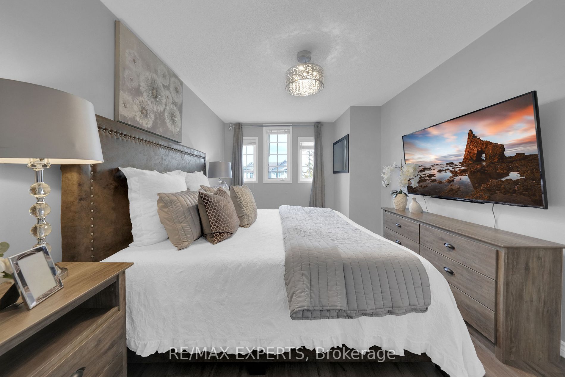 15 Primeau Ave