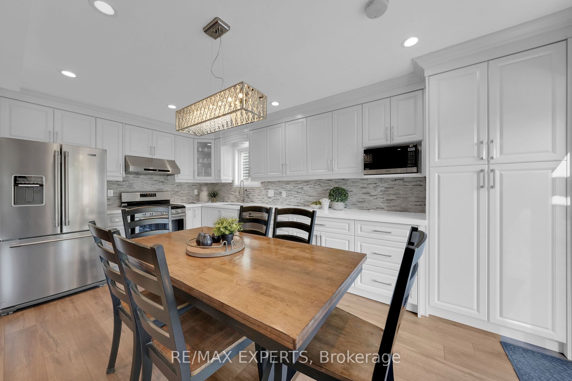 15 Primeau Ave