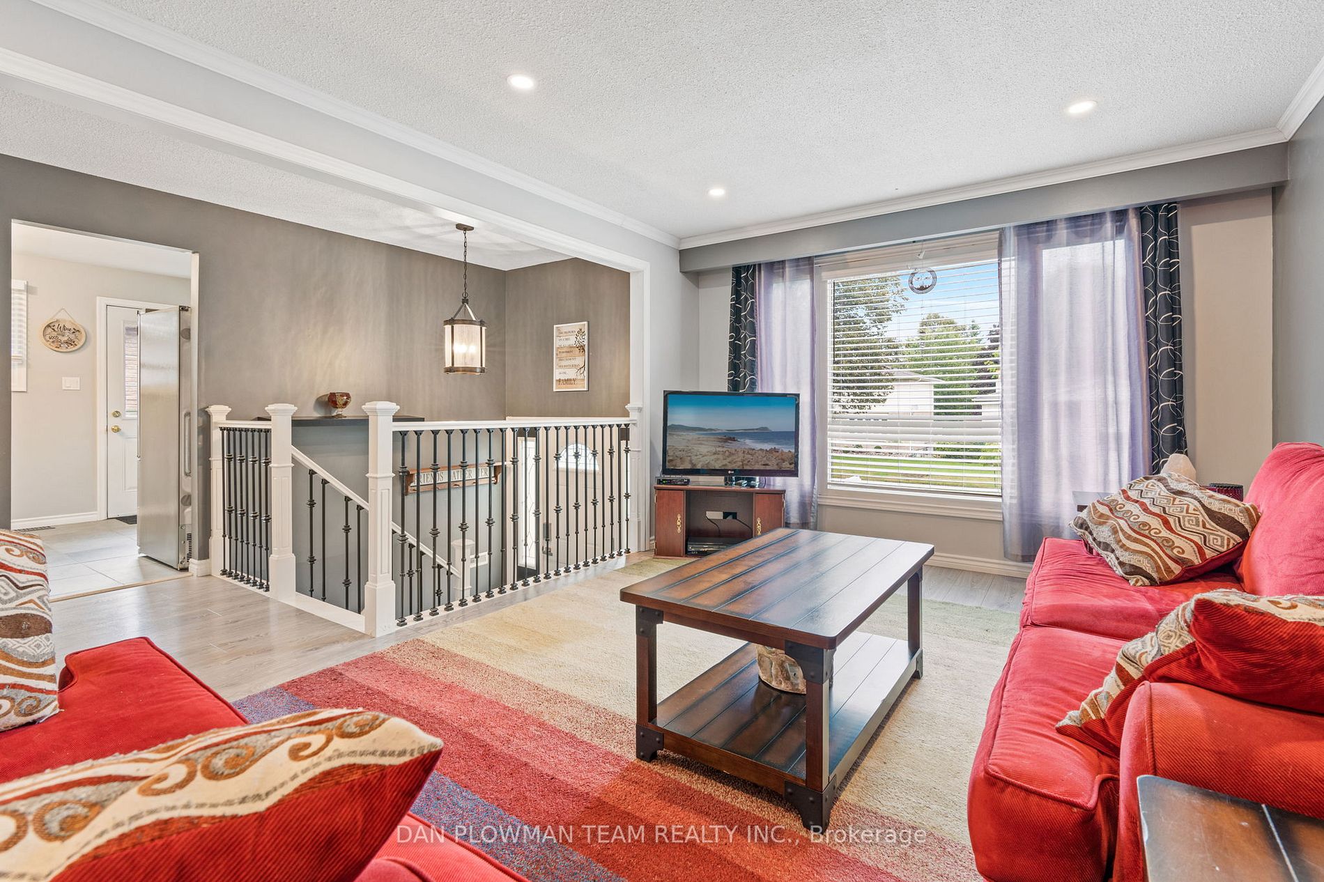 430 Paddington Crescent