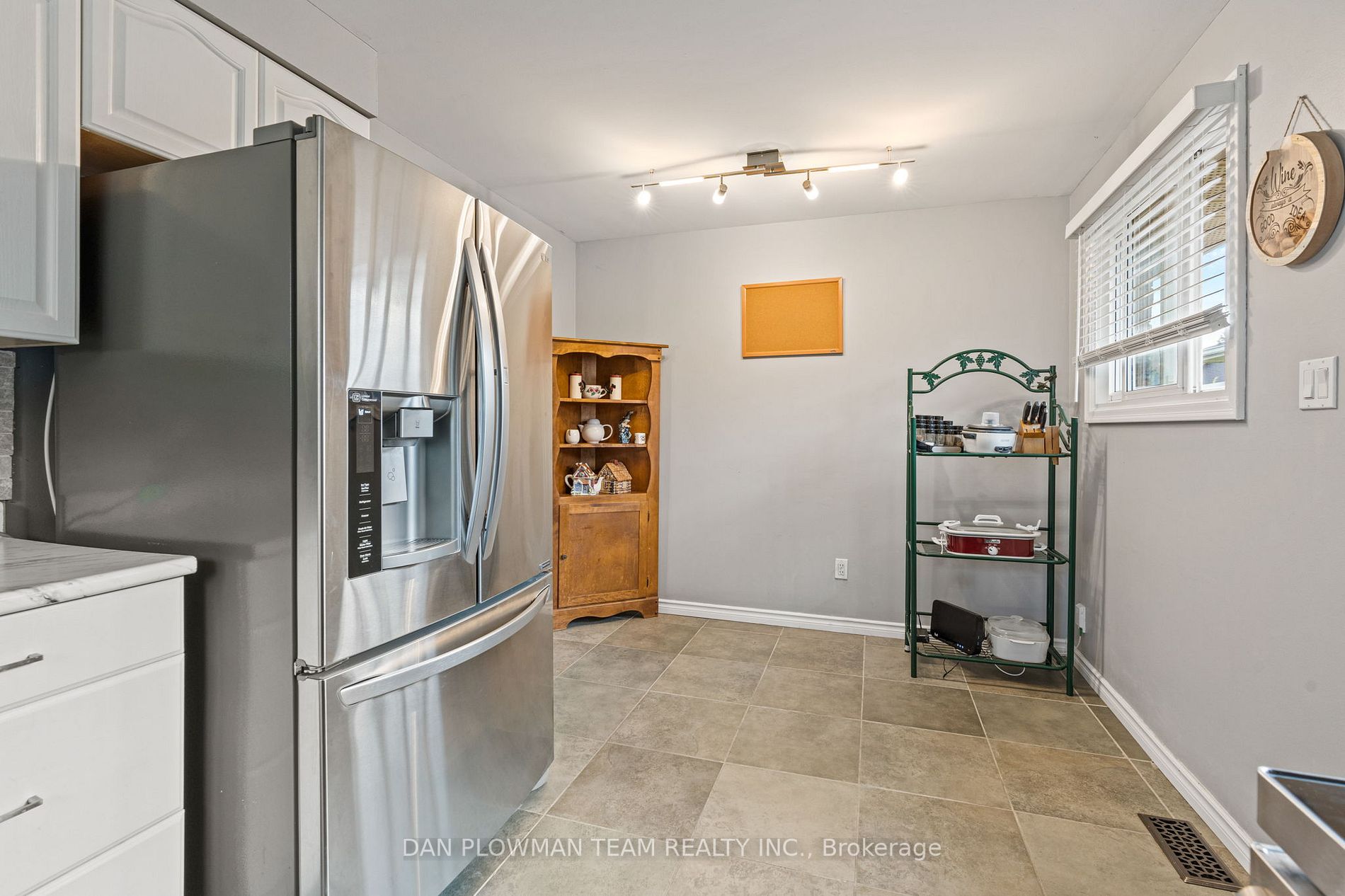430 Paddington Crescent