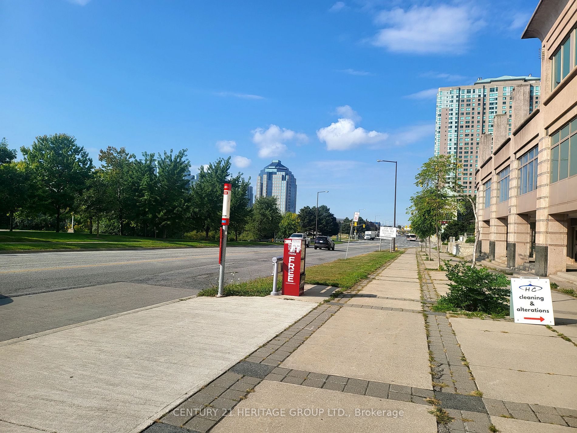 108 Corporate Dr, #16