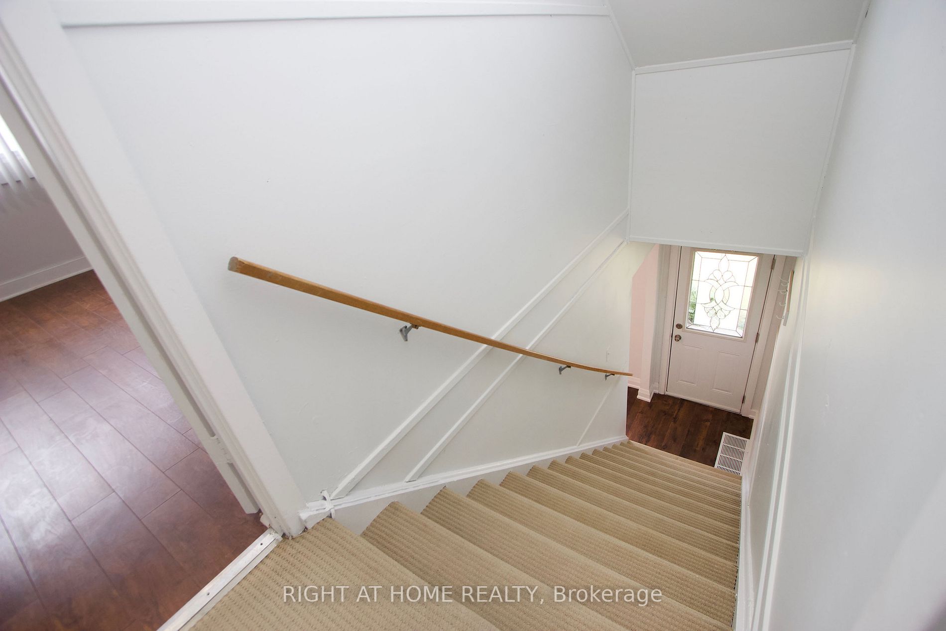 262 Drew St