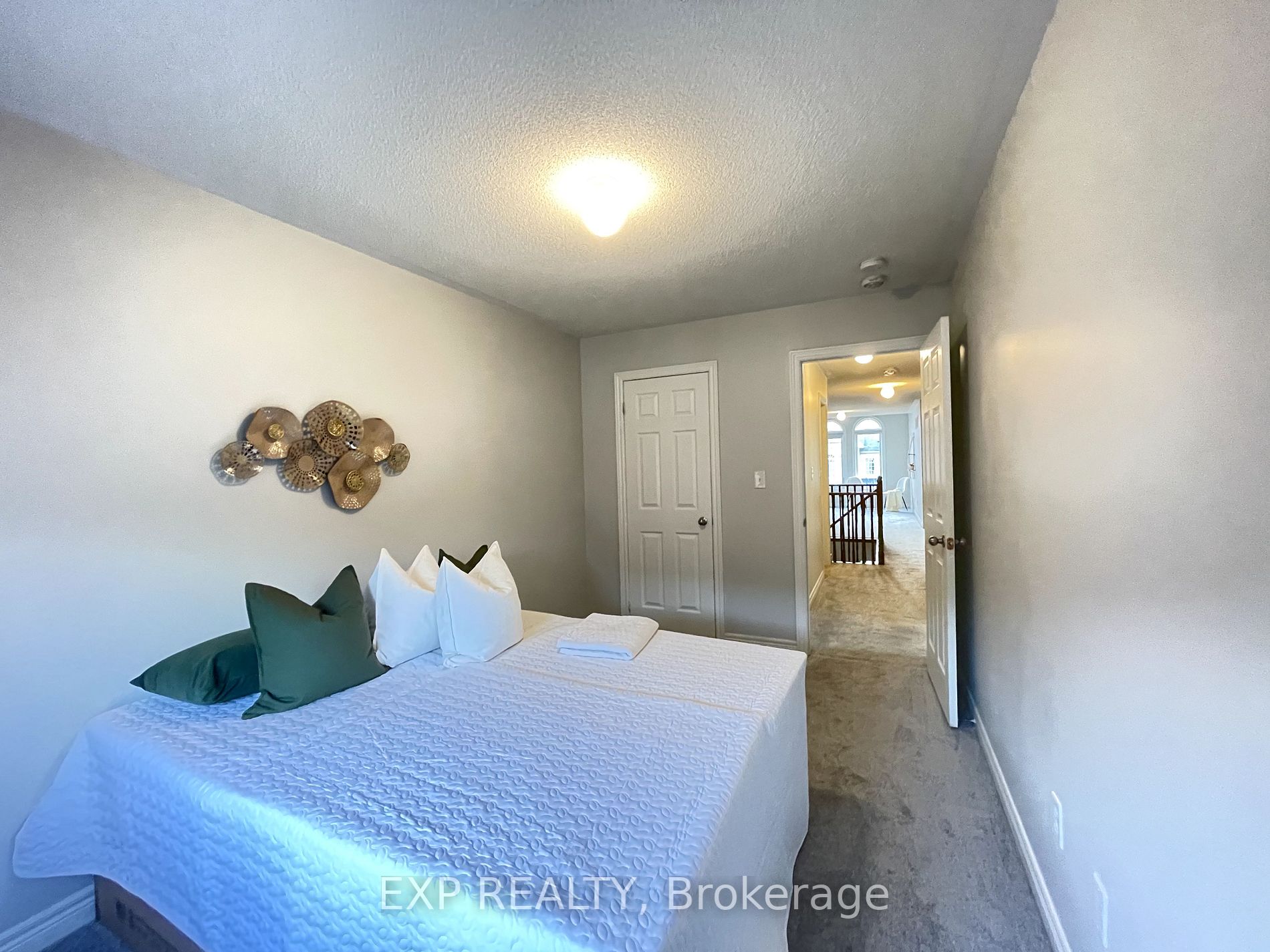 625 Krawchuk Cres W