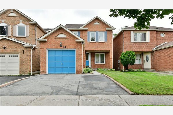 33 Coughlen St, Ajax