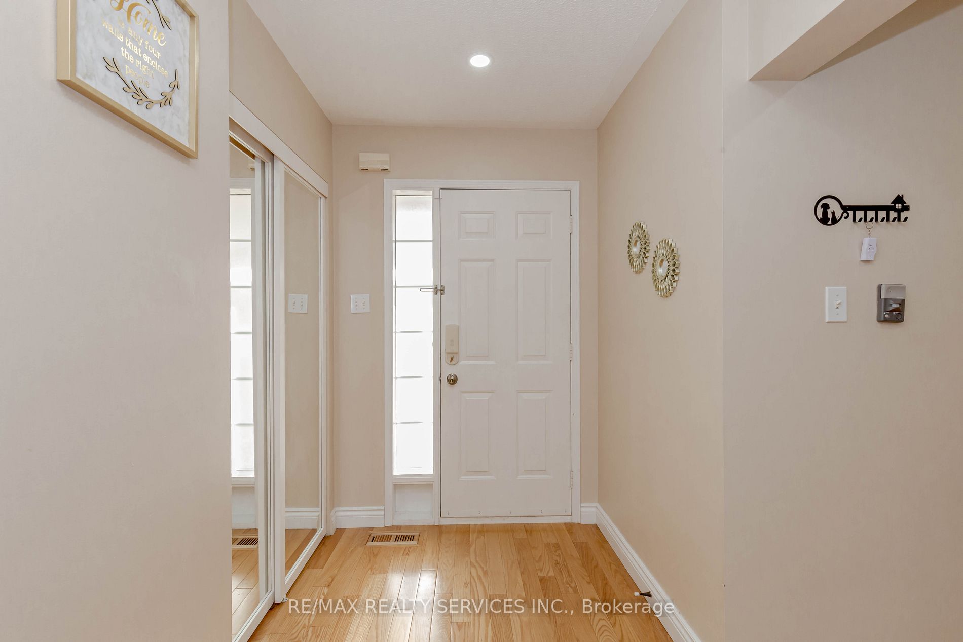 43 Creekwood Cres