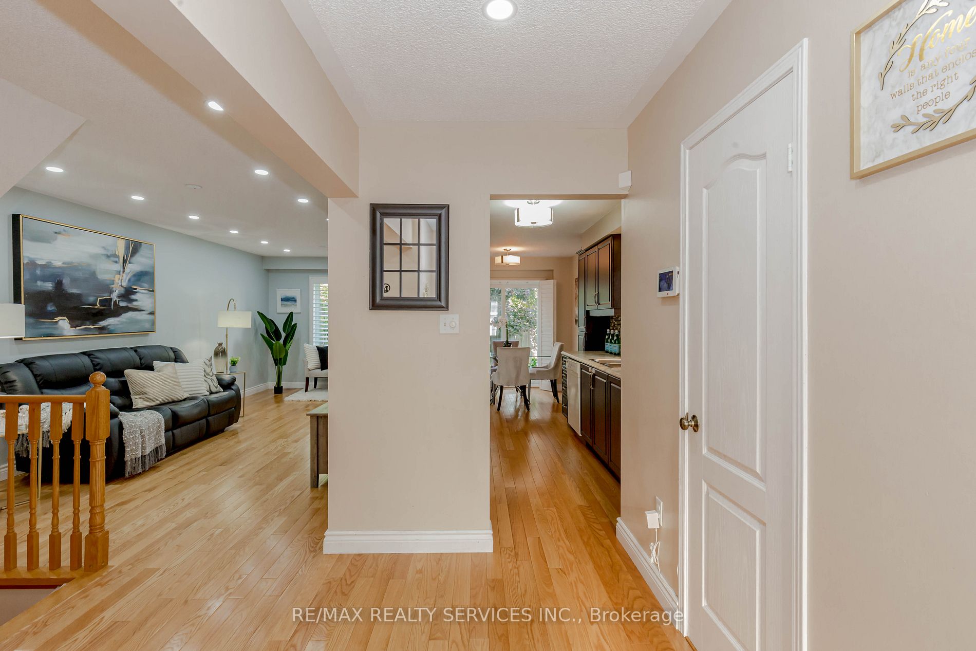 43 Creekwood Cres