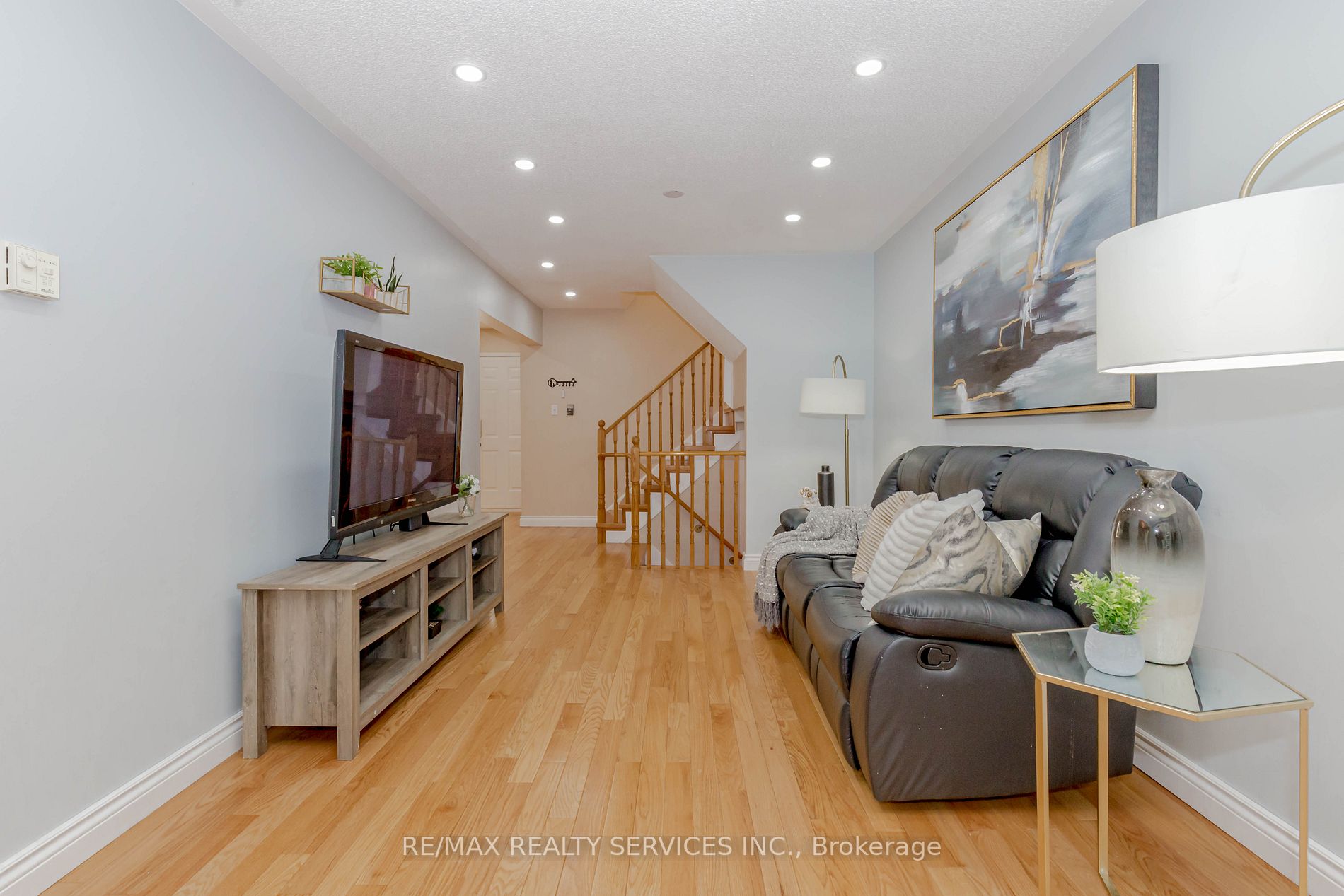 43 Creekwood Cres