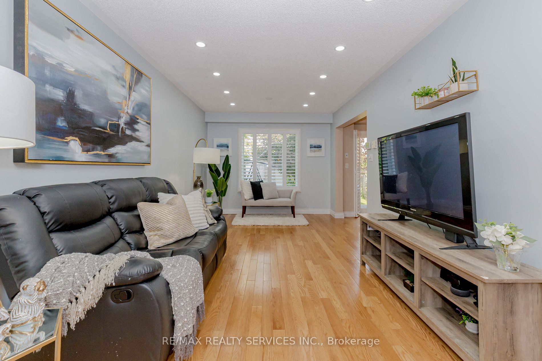 43 Creekwood Cres