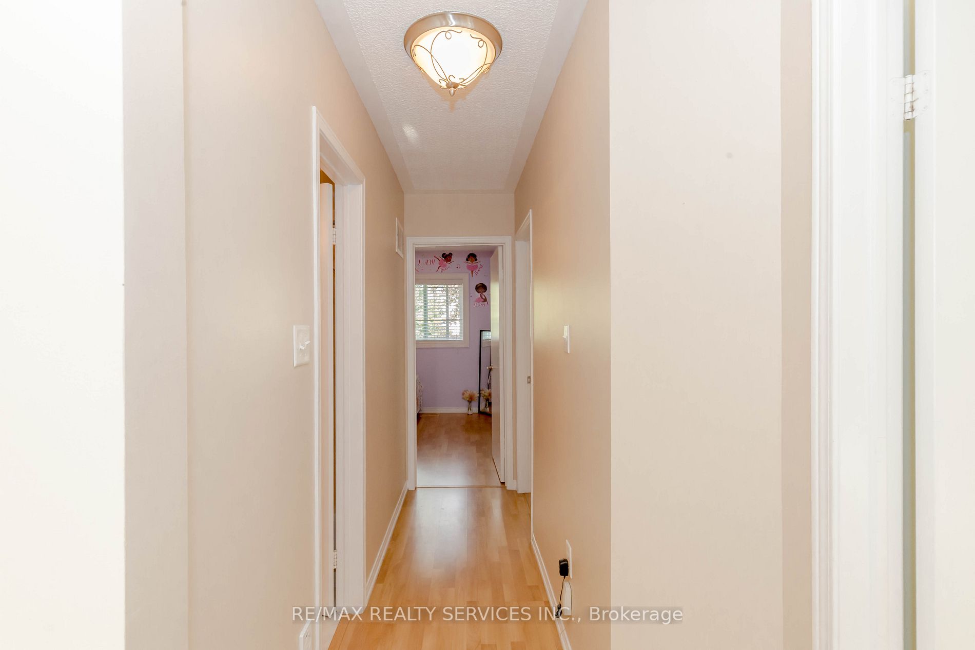43 Creekwood Cres