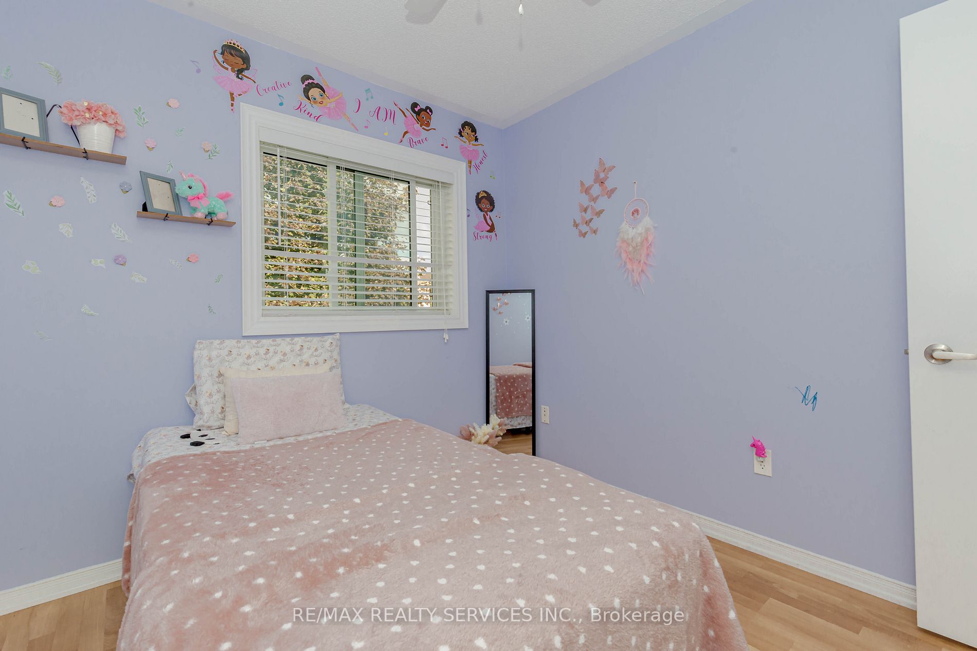 43 Creekwood Cres
