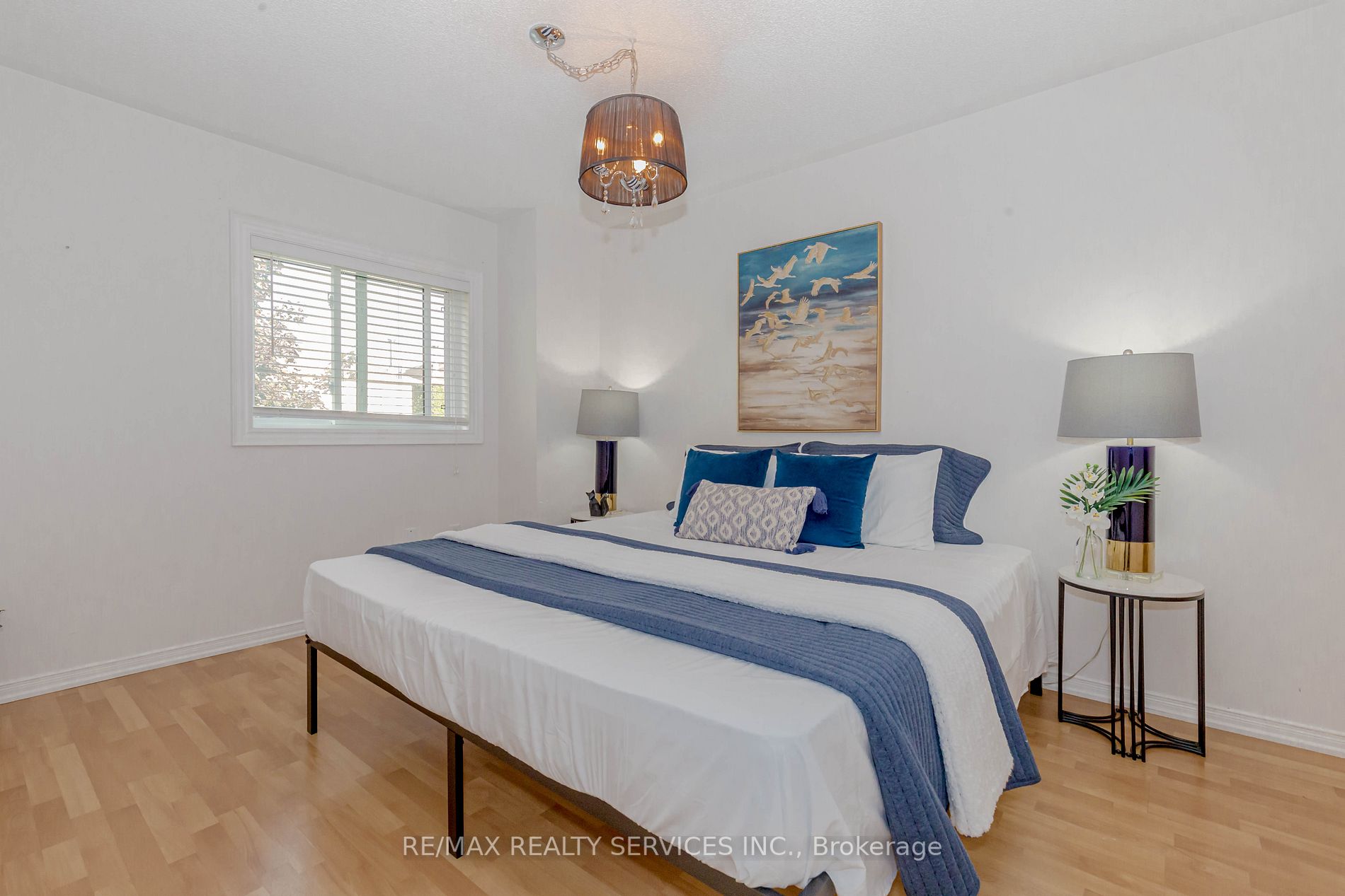 43 Creekwood Cres