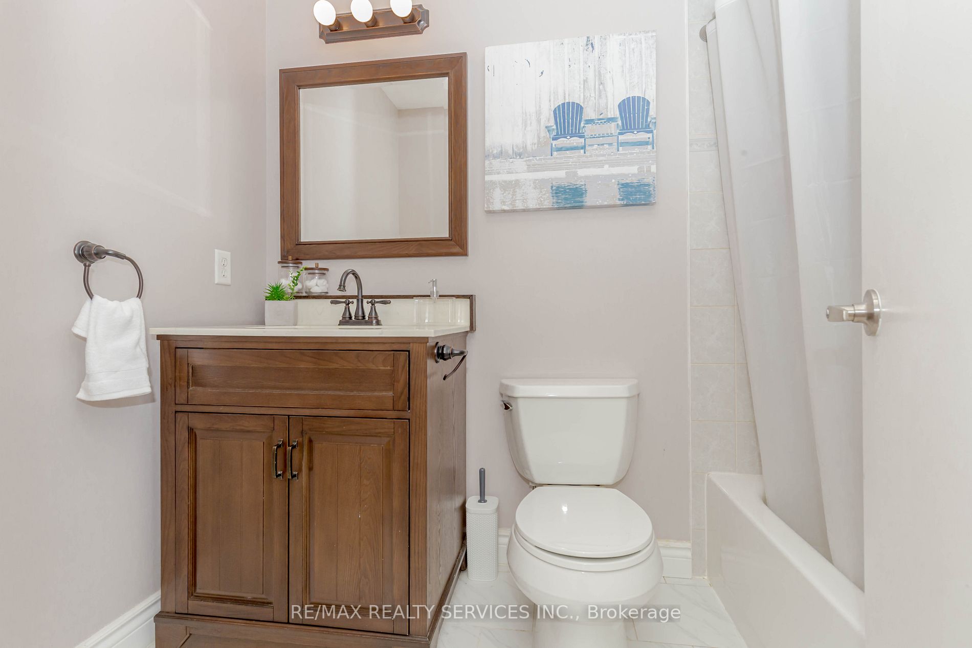 43 Creekwood Cres