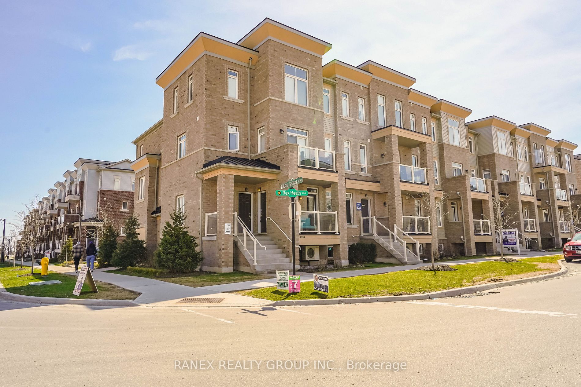 1813 Rex Heath Dr, #244