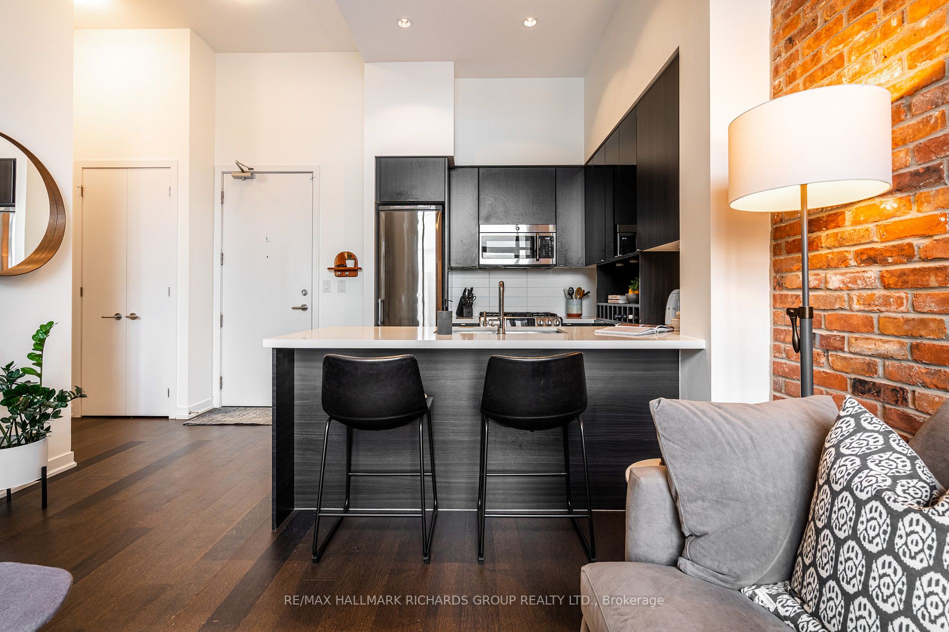 88 Colgate Ave, #Ph35