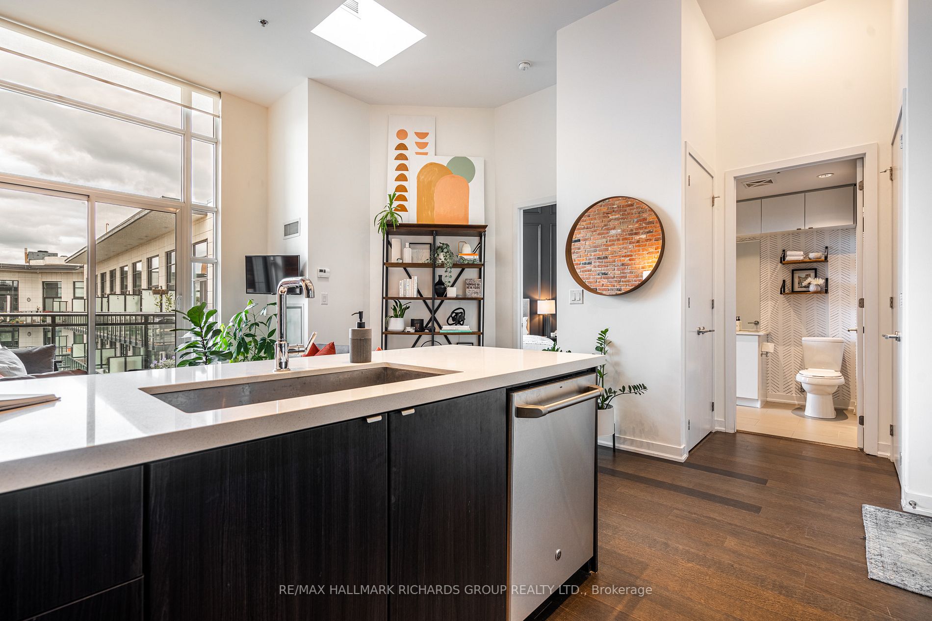 88 Colgate Ave, #Ph35