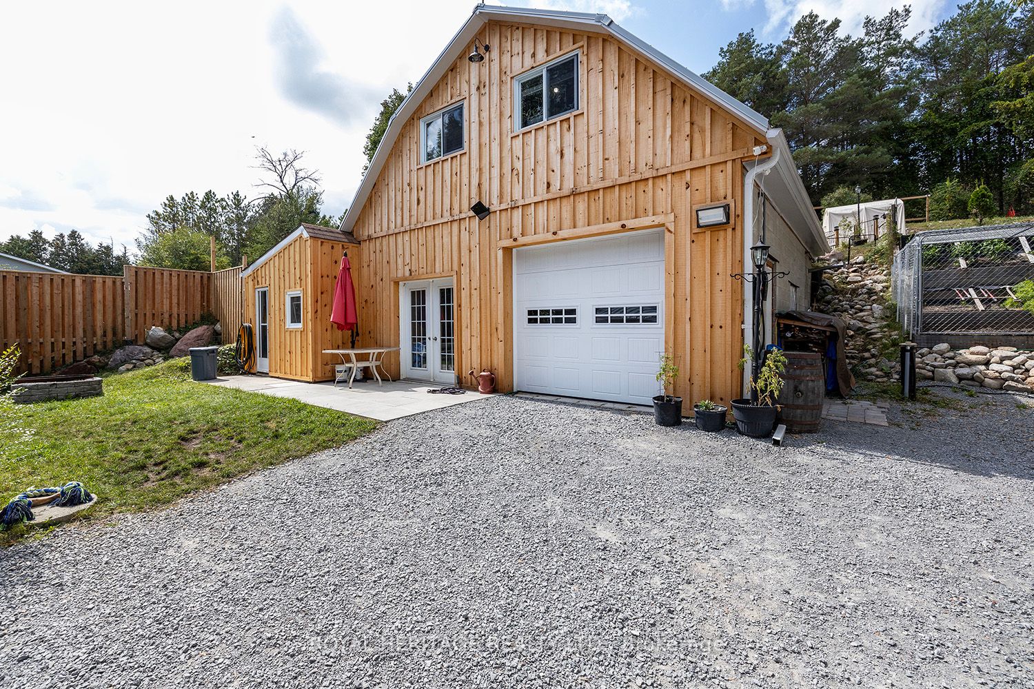 298 Carnegie Beach Rd