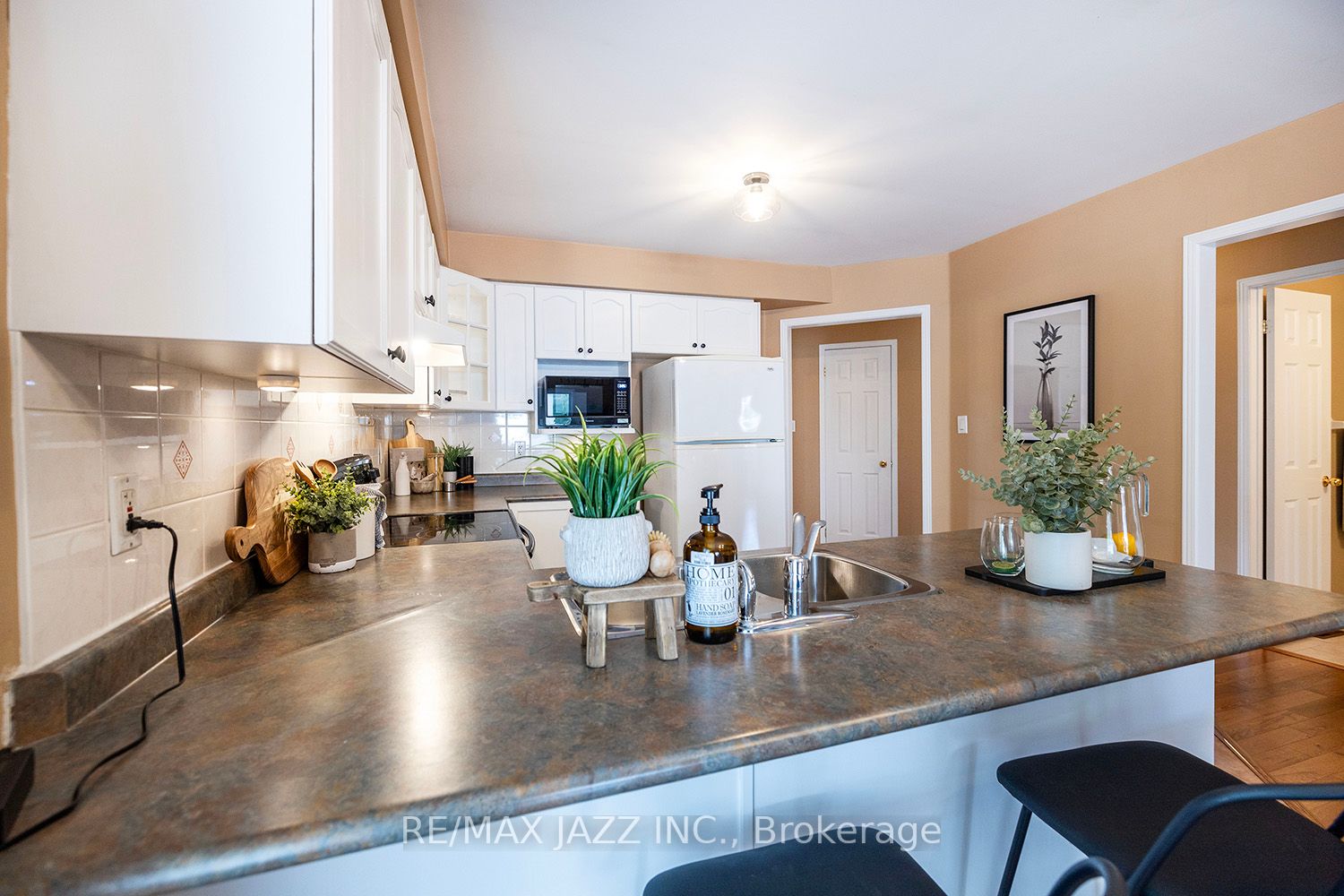 52 Anders Dr