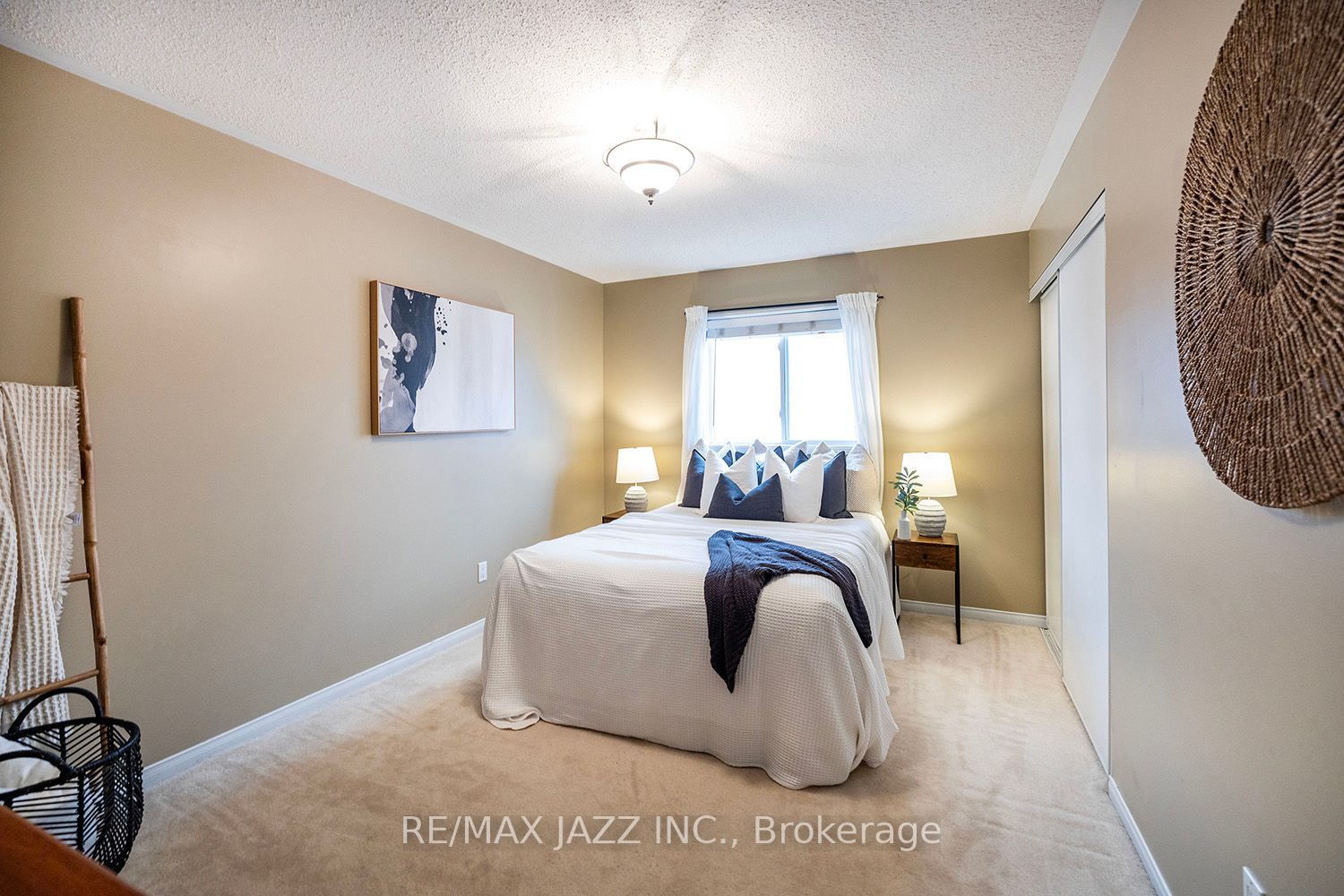 52 Anders Dr