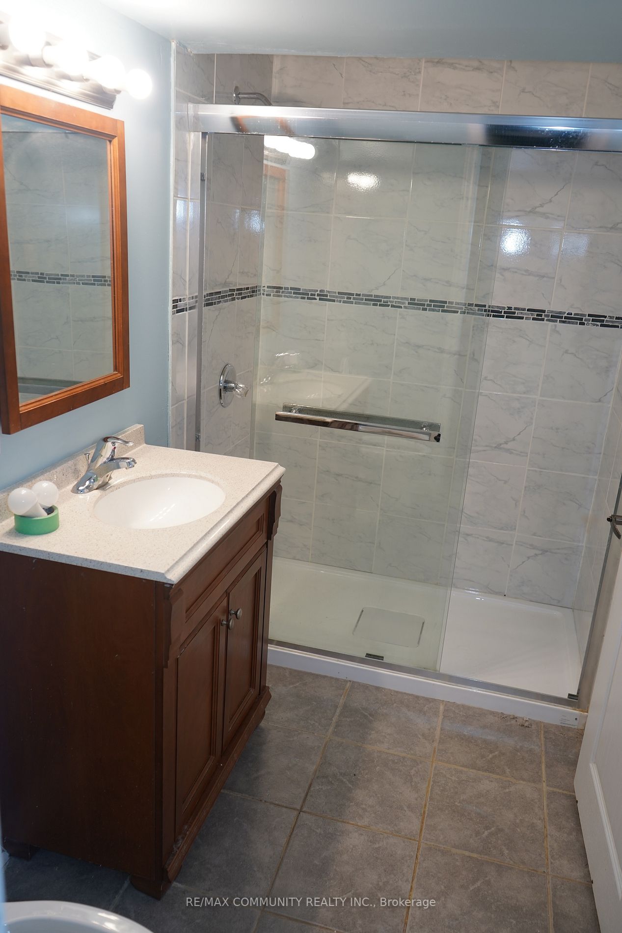 56 Mcnicol Cres