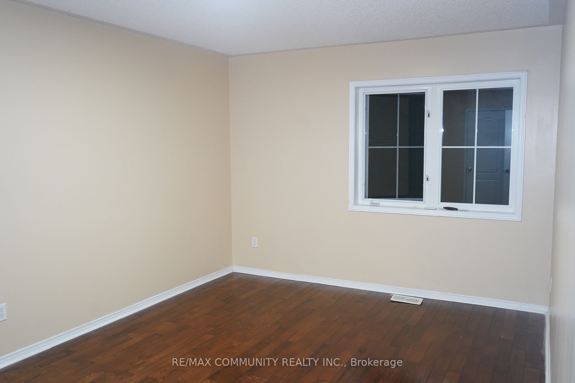 56 Mcnicol Cres