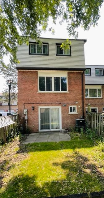 1945 Denmar Rd, #70