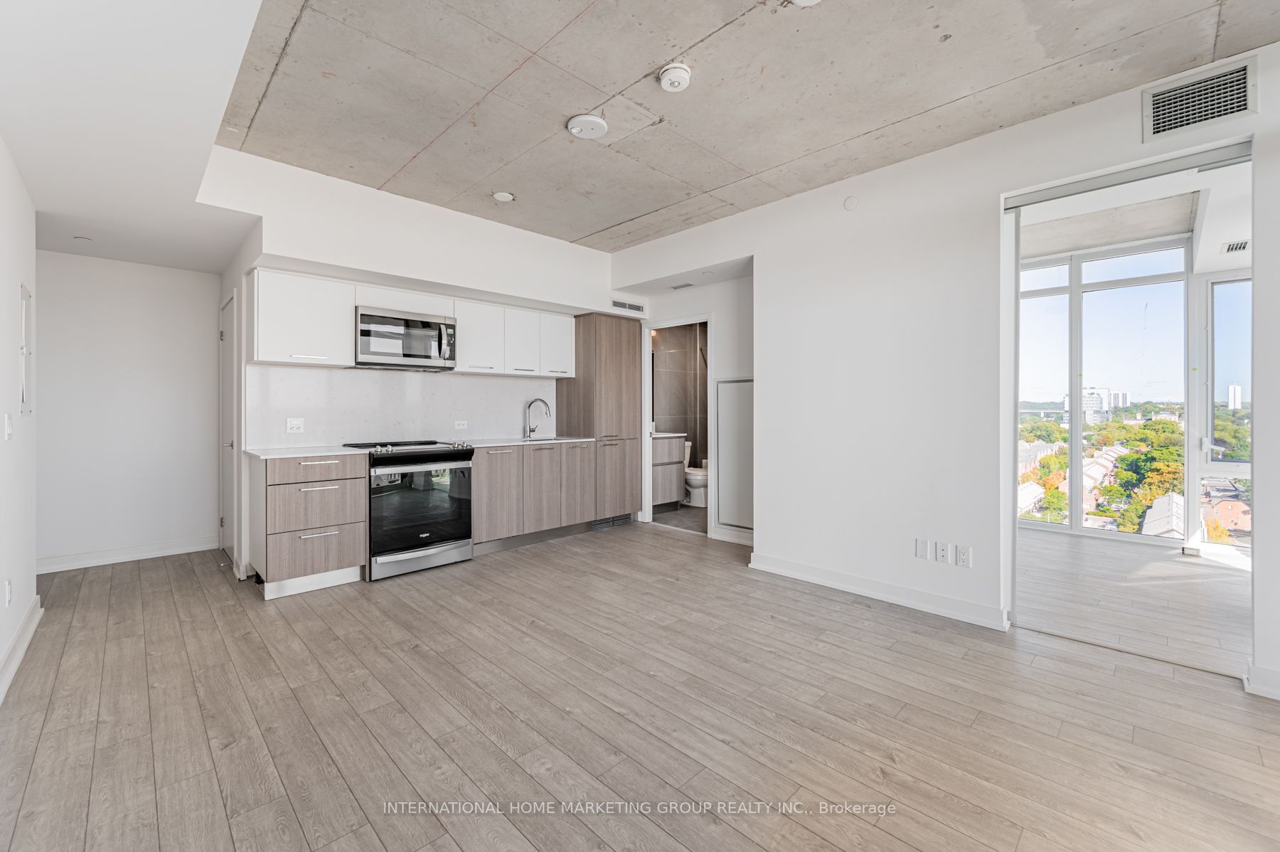 45 Baseball Place, #1308
