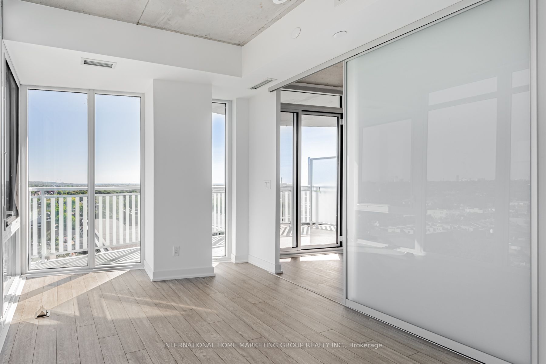 45 Baseball Place, #1308