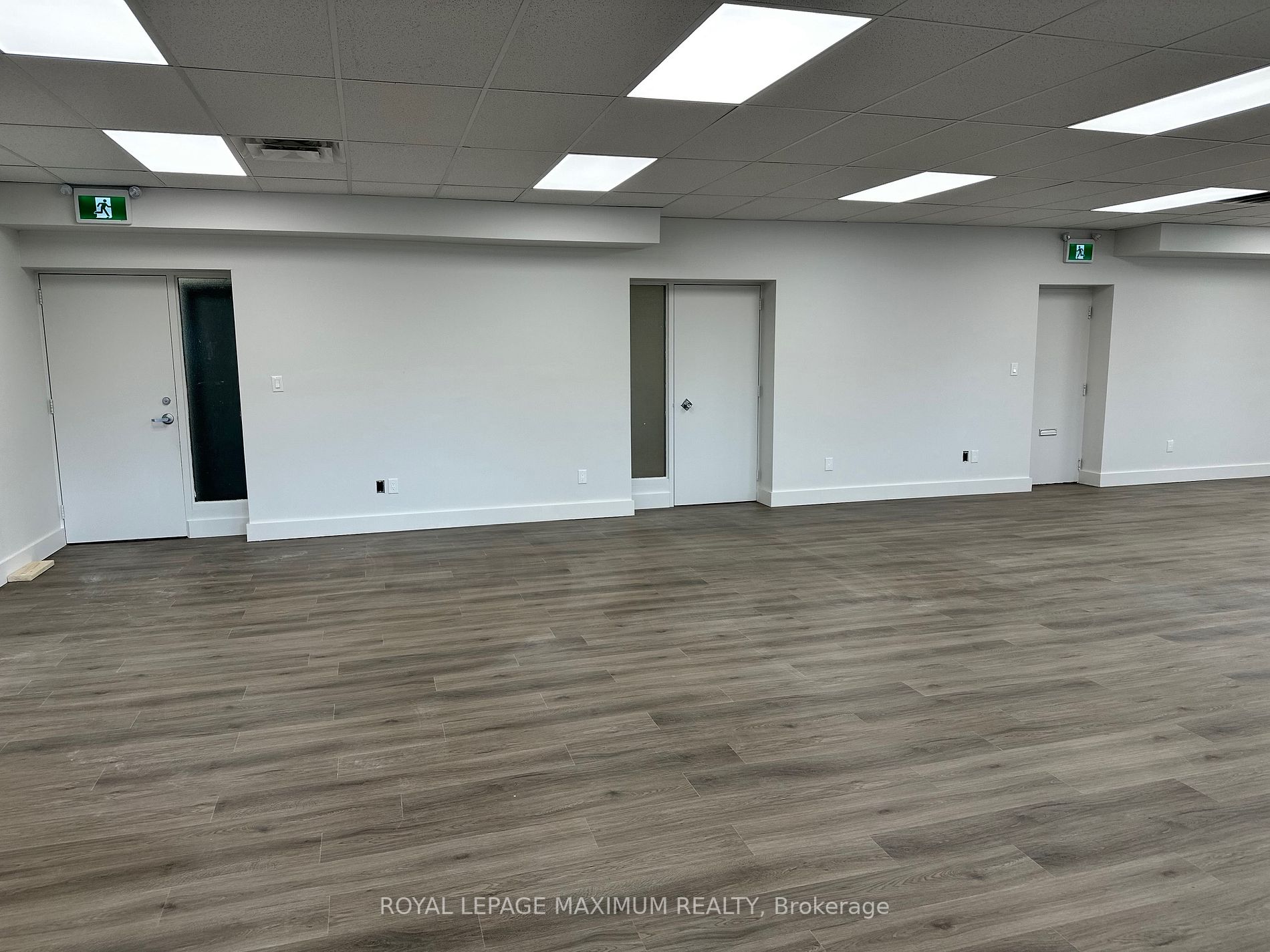 172 King St E, #200-202