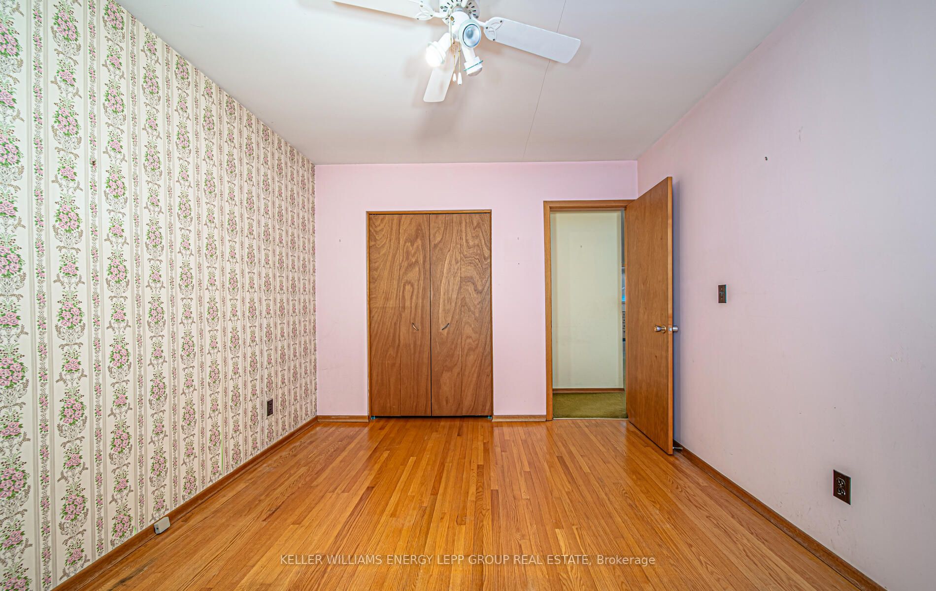 2043 Simcoe St N