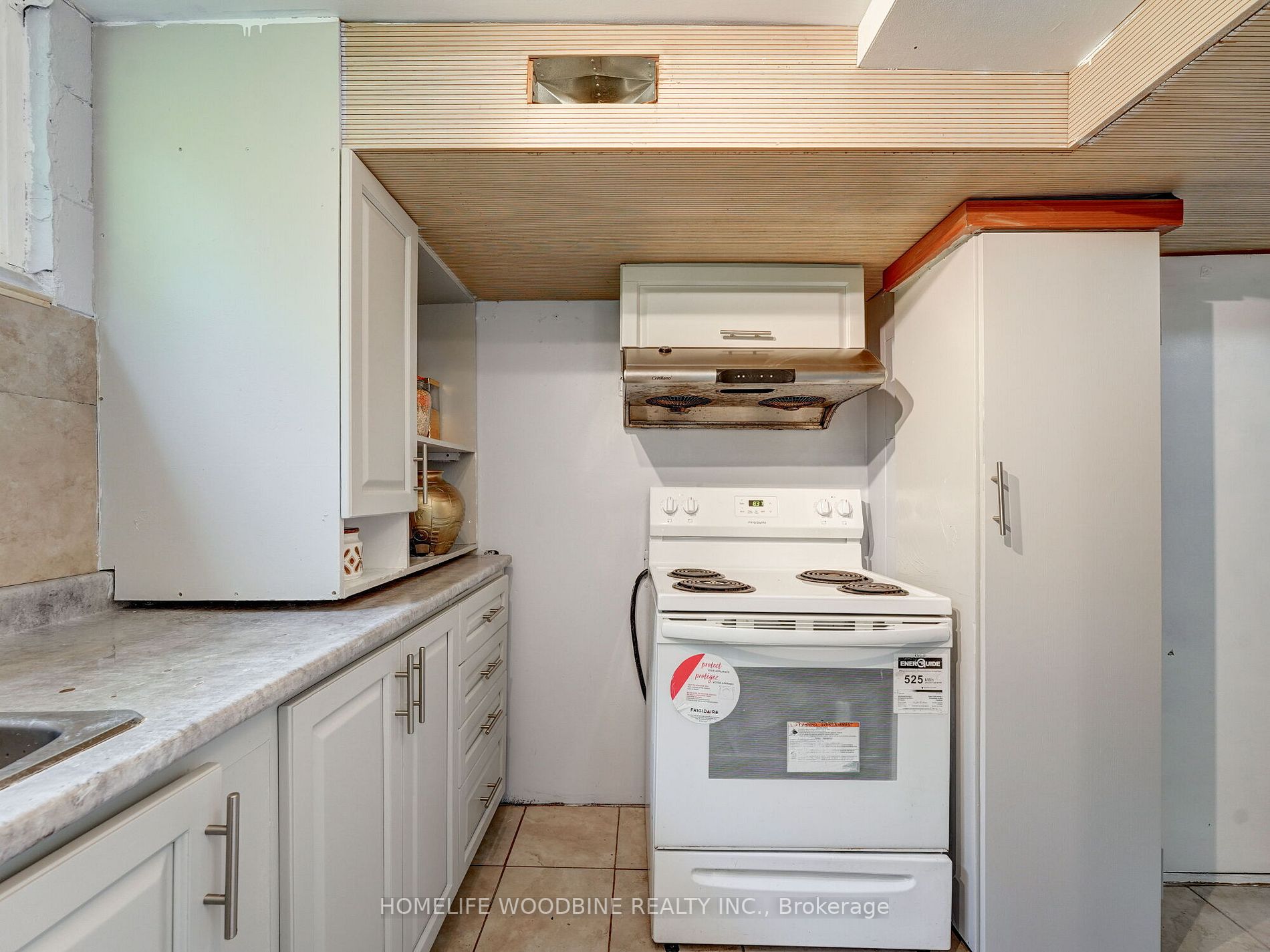15 Woodgarden Crescent
