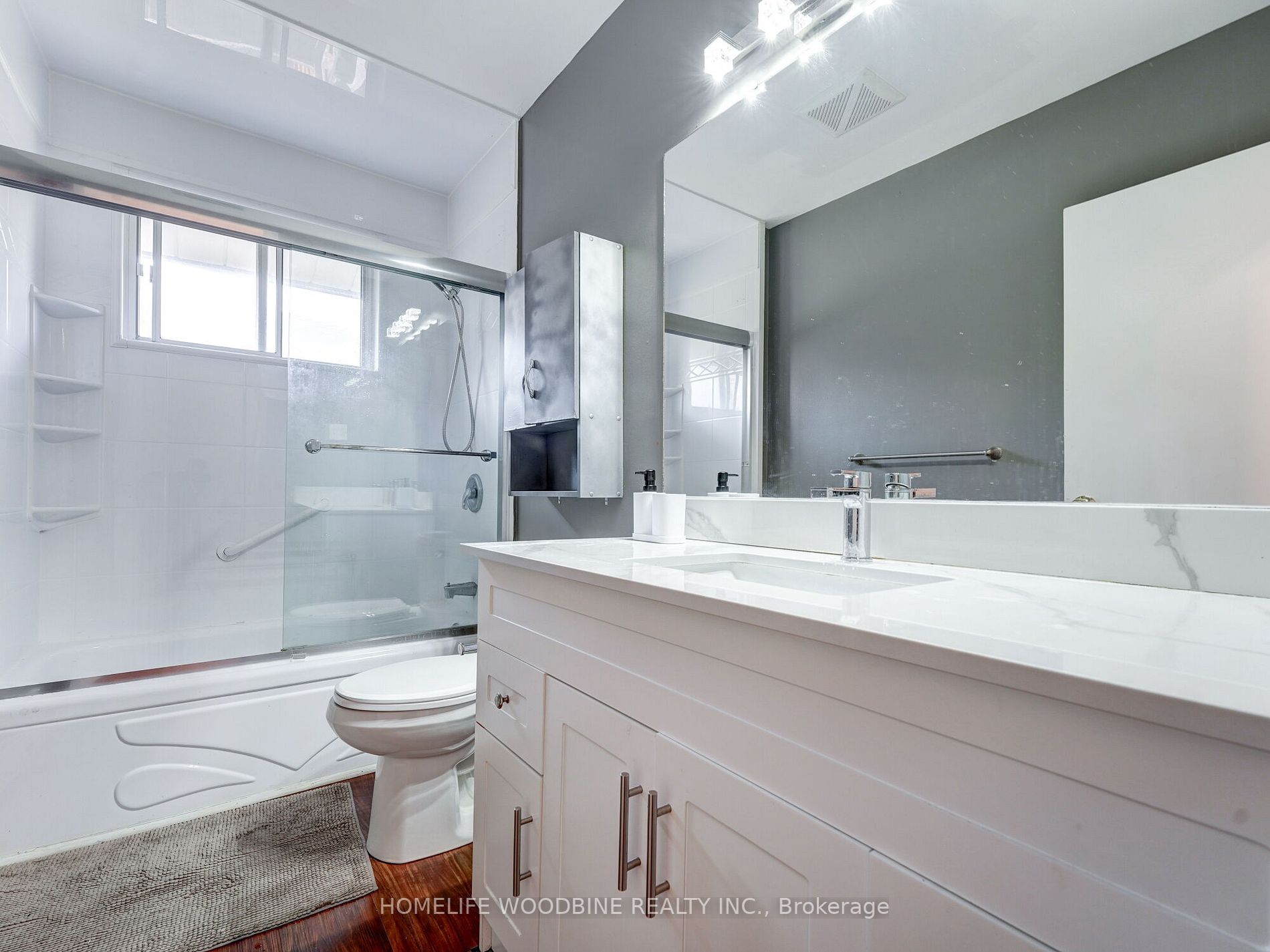 15 Woodgarden Crescent
