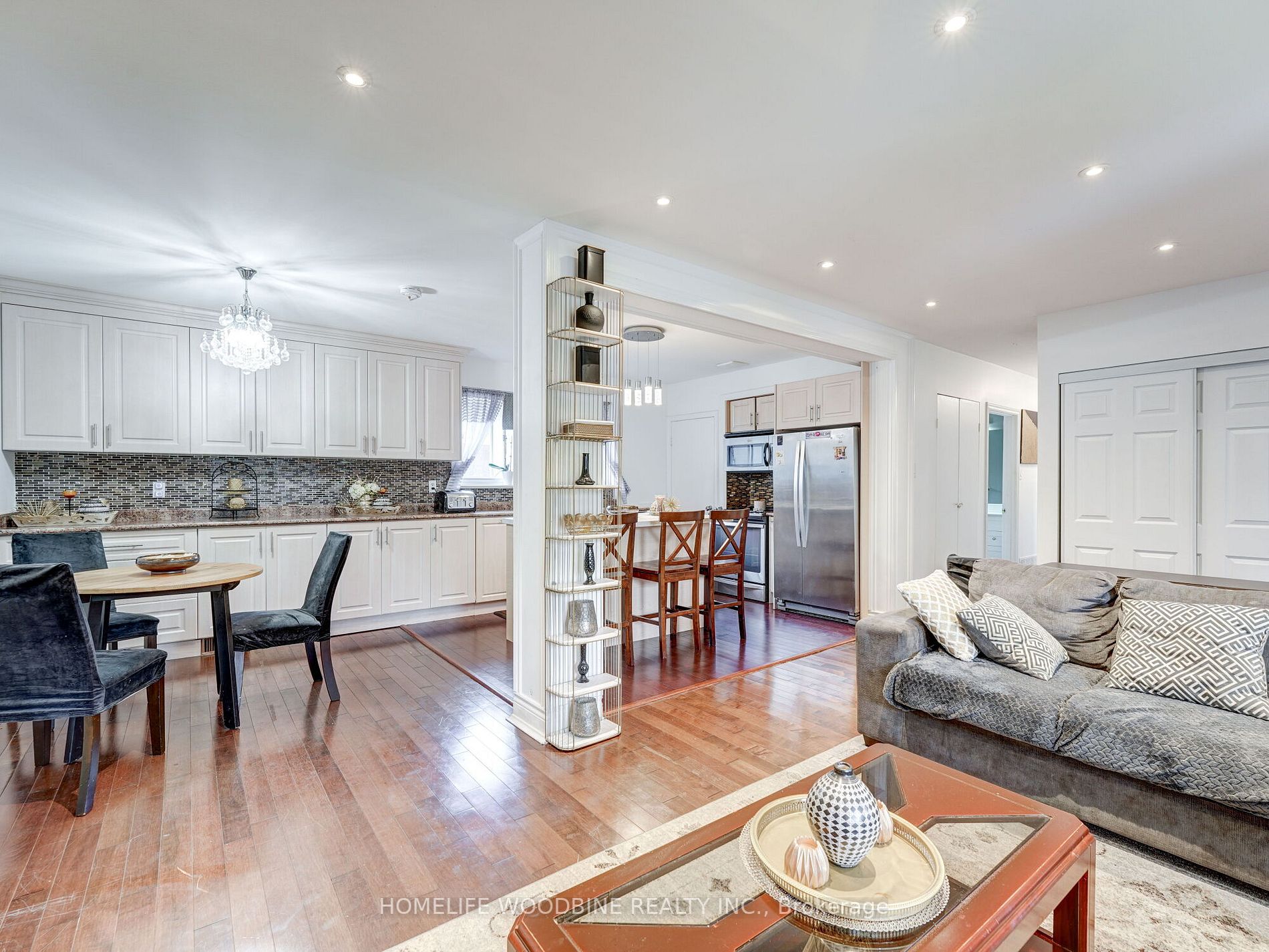 15 Woodgarden Crescent