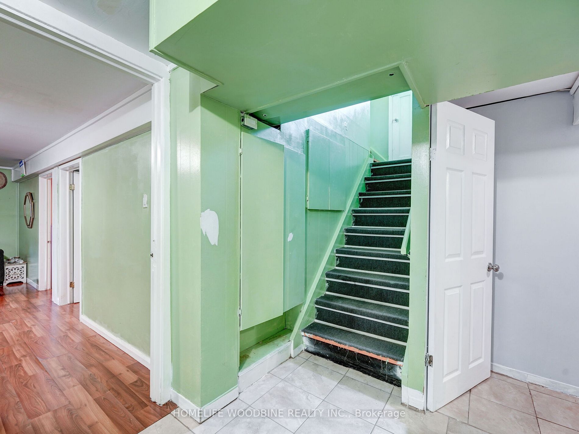 15 Woodgarden Crescent