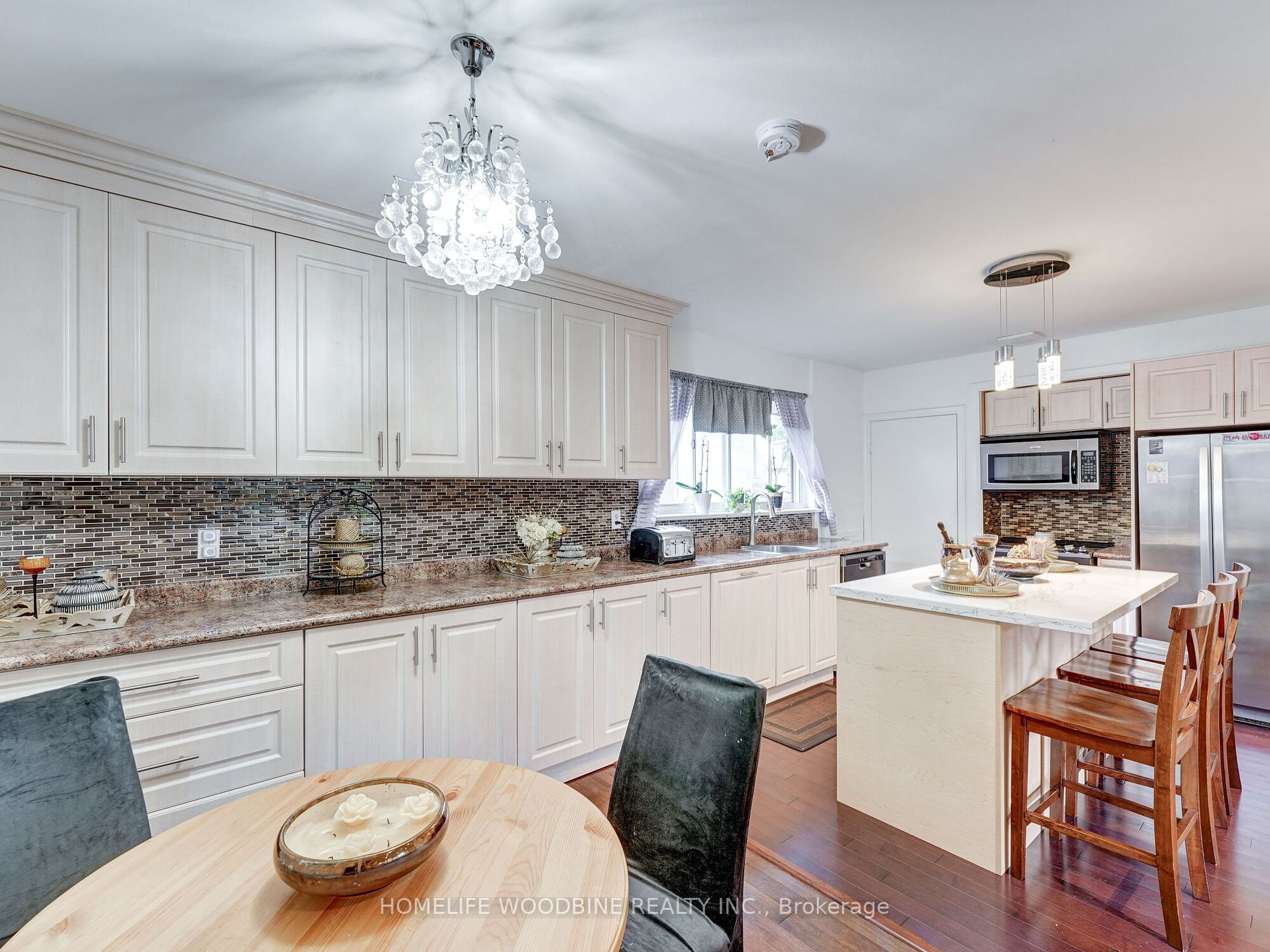 15 Woodgarden Crescent