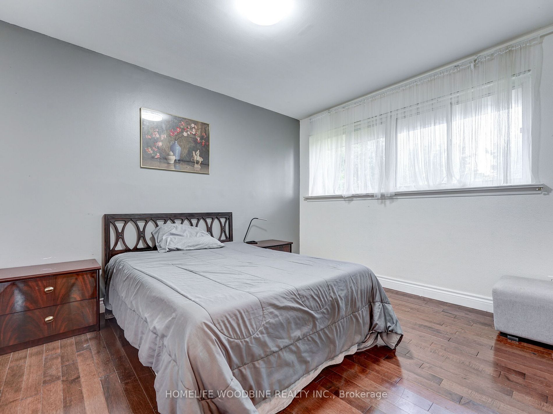 15 Woodgarden Crescent