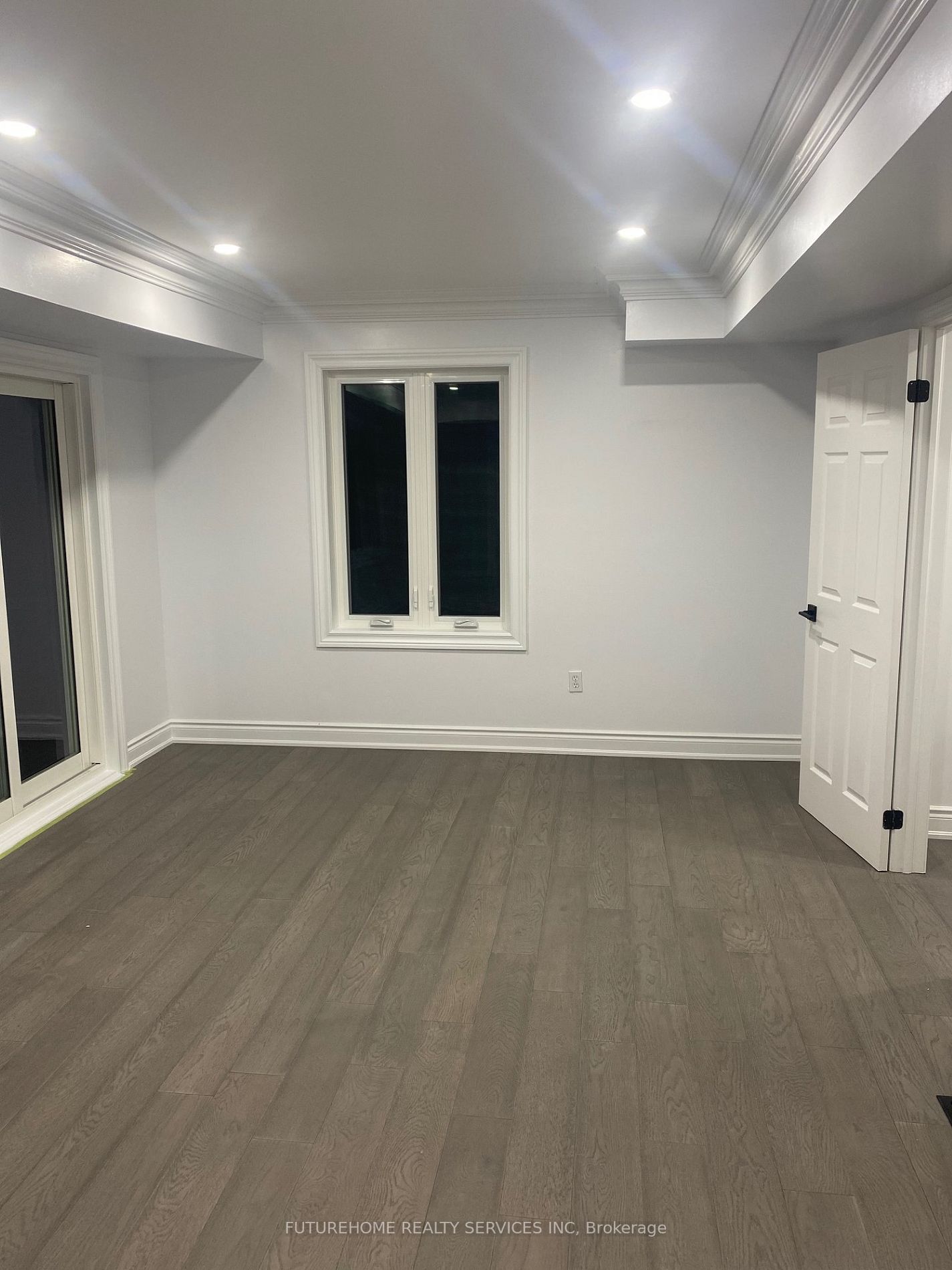 1075 Ellesmere Road, #127
