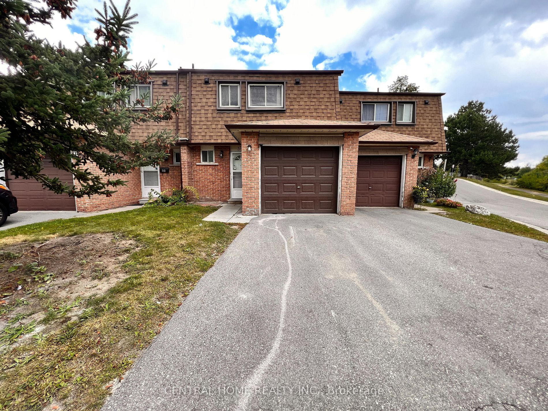 121 L'amoreaux Dr, #57