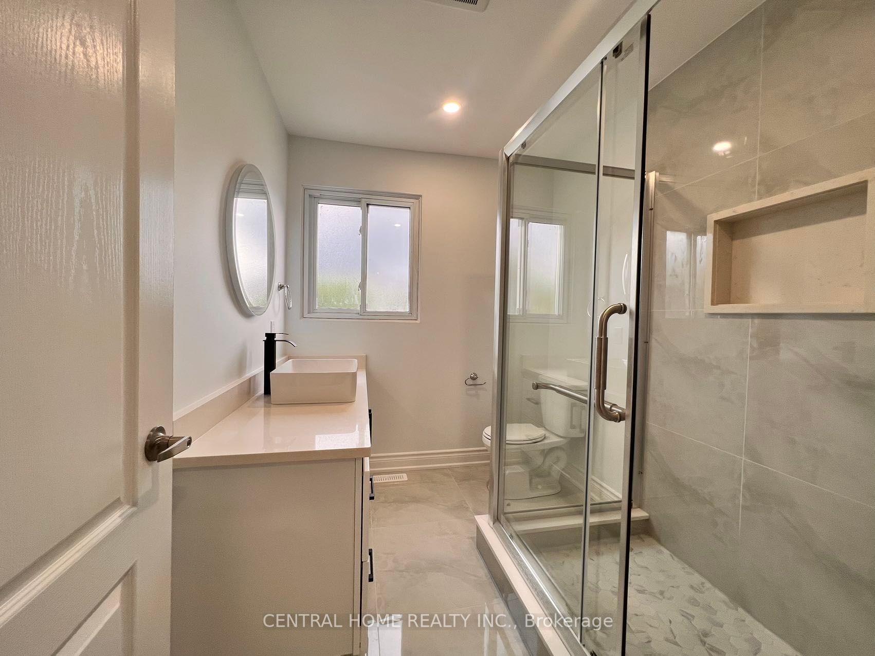 121 L'amoreaux Dr, #57