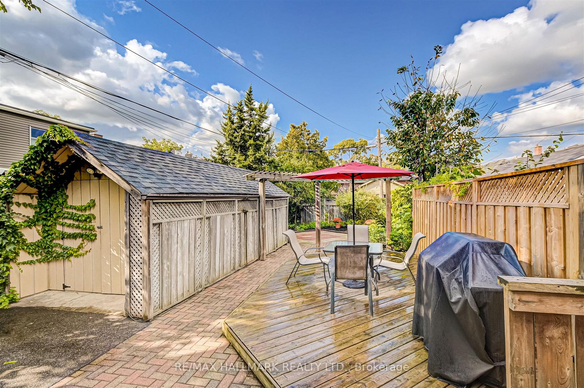 262 Mortimer Avenue