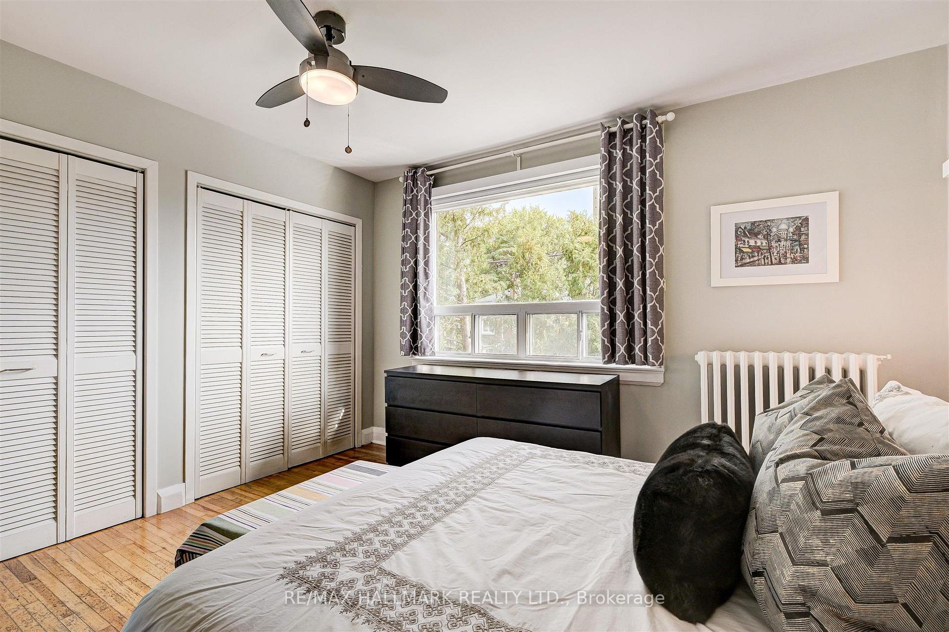 262 Mortimer Avenue