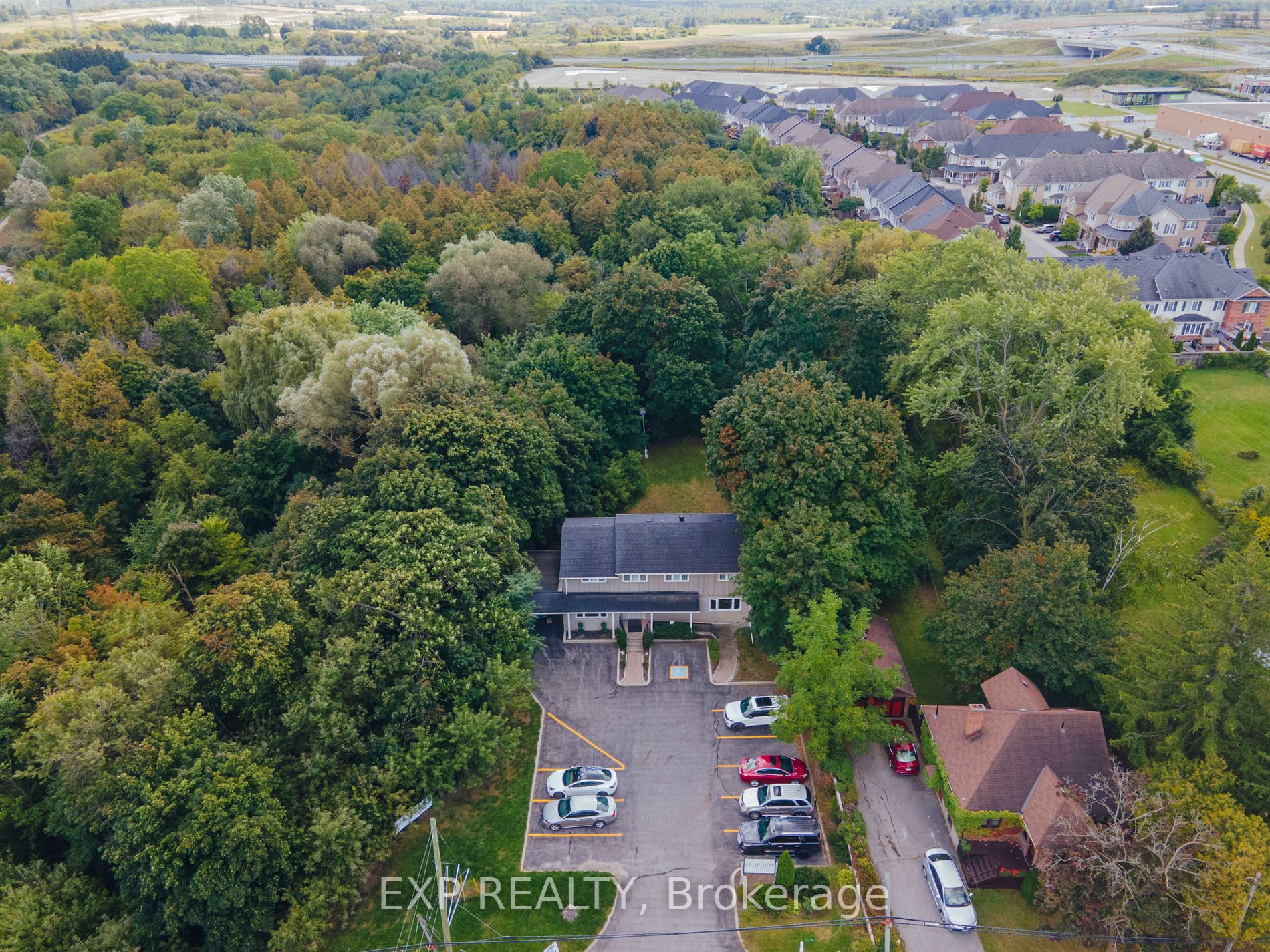 35 Winchester Rd E