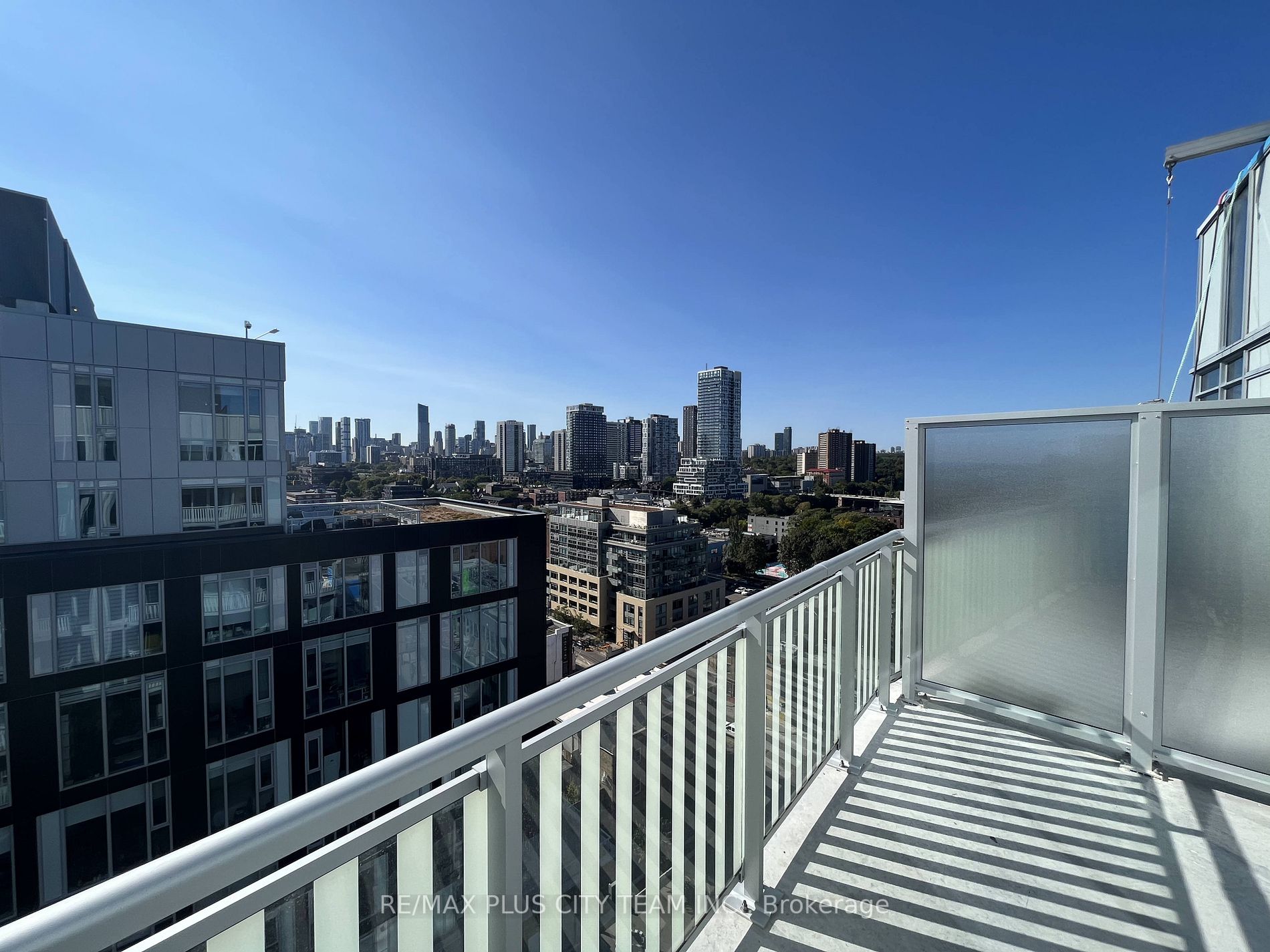 45 Baseball Place, #1402