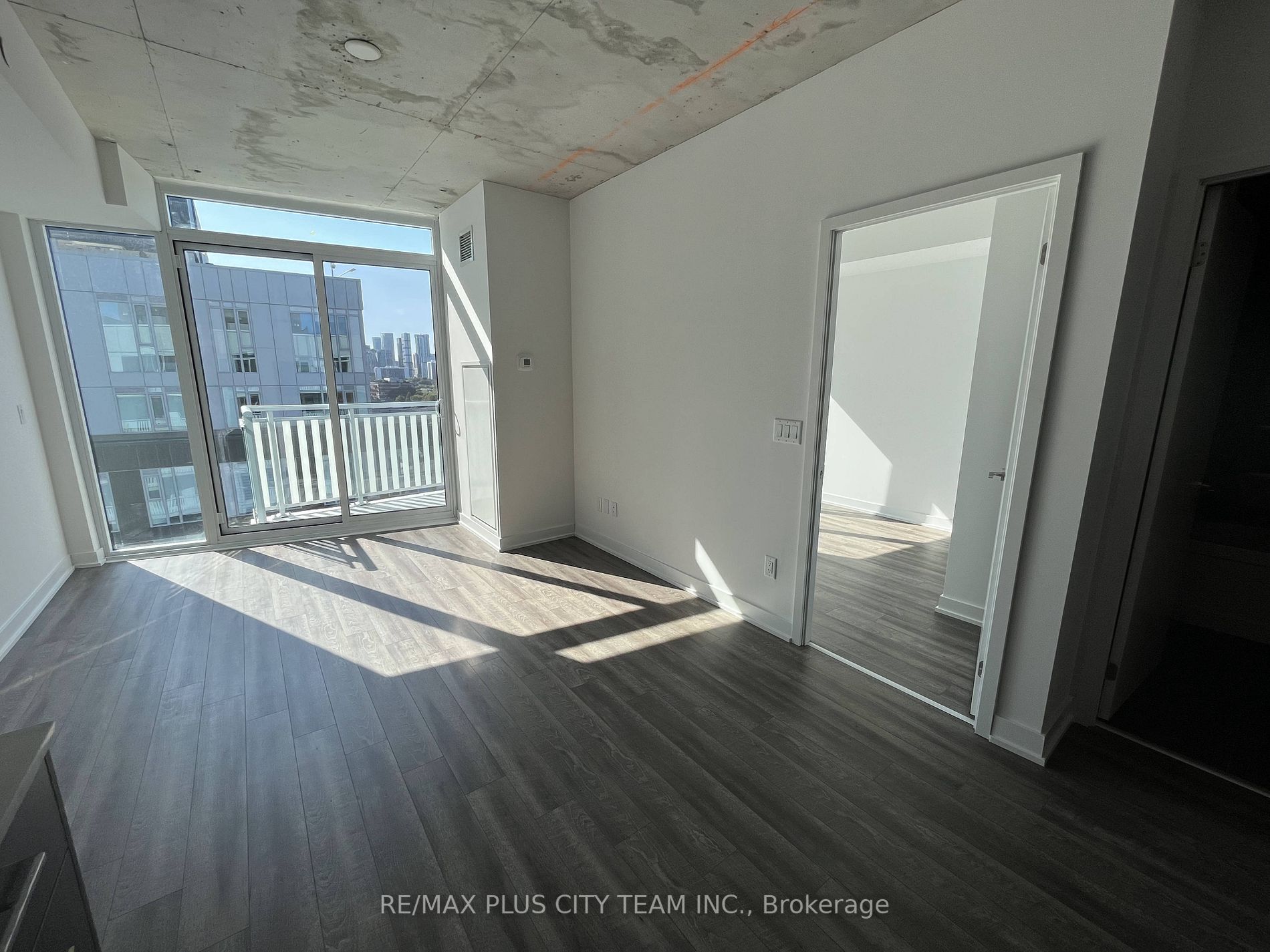 45 Baseball Pl, #1402