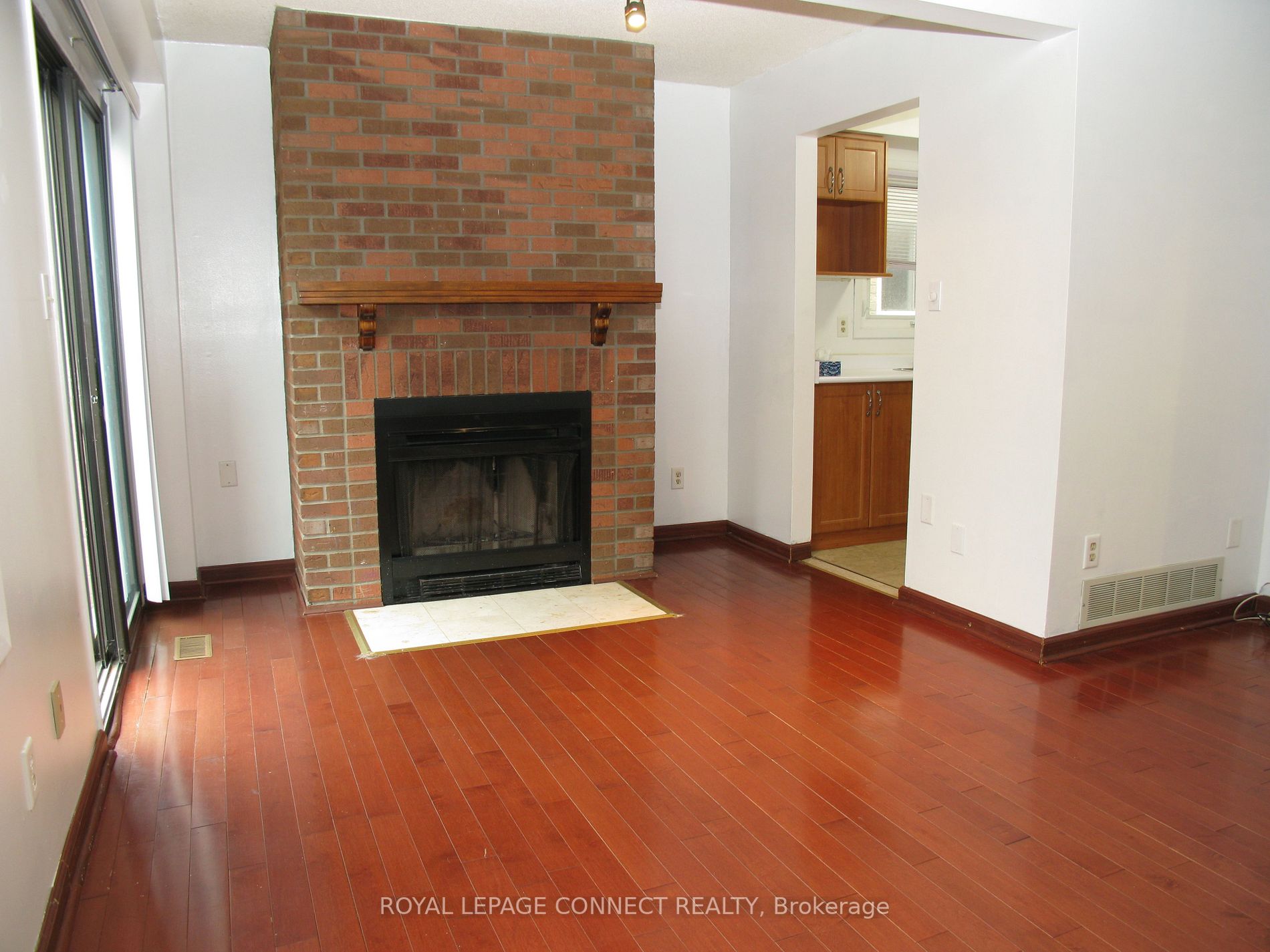 2105 Denby Dr