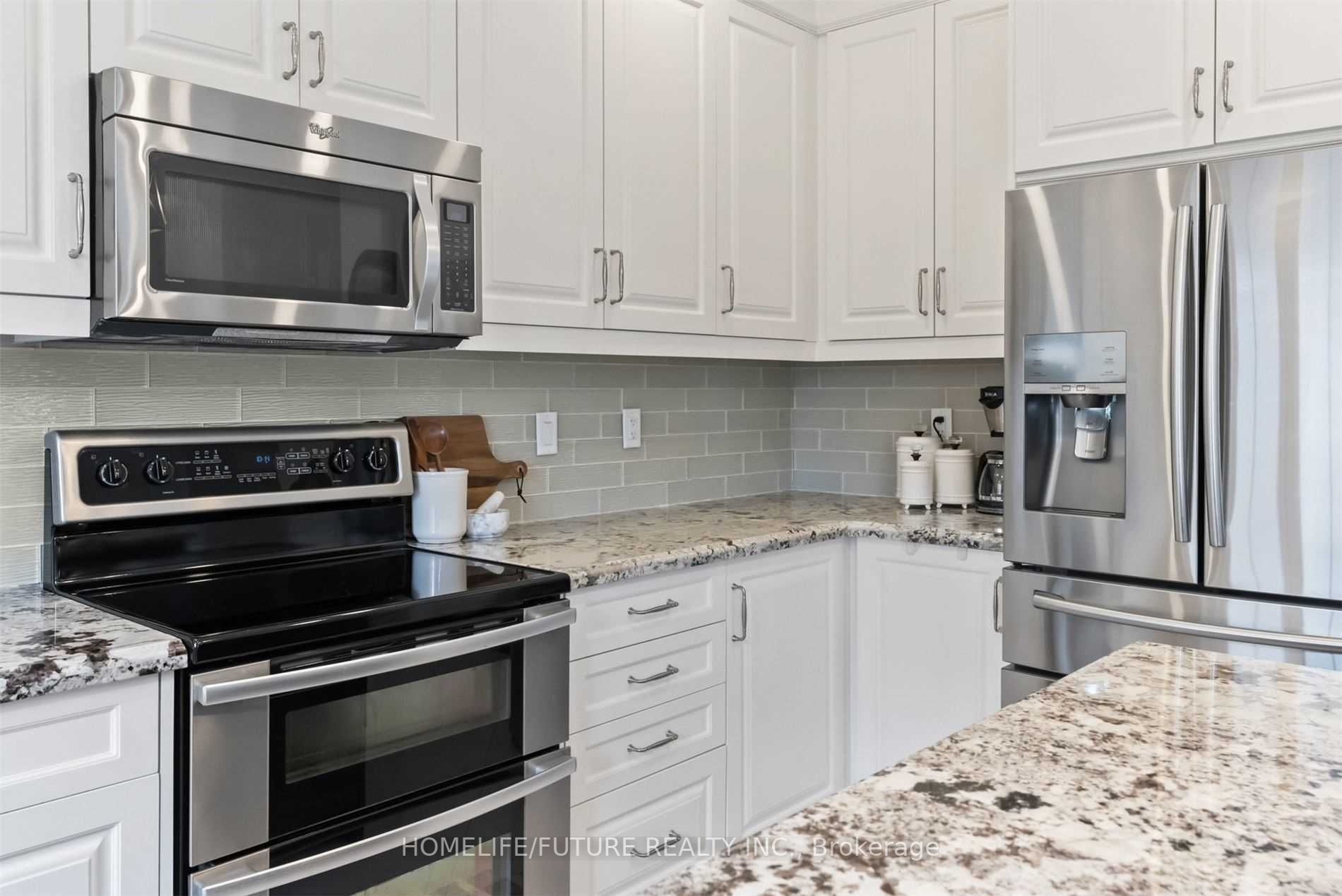 1381 Clearbrook Dr